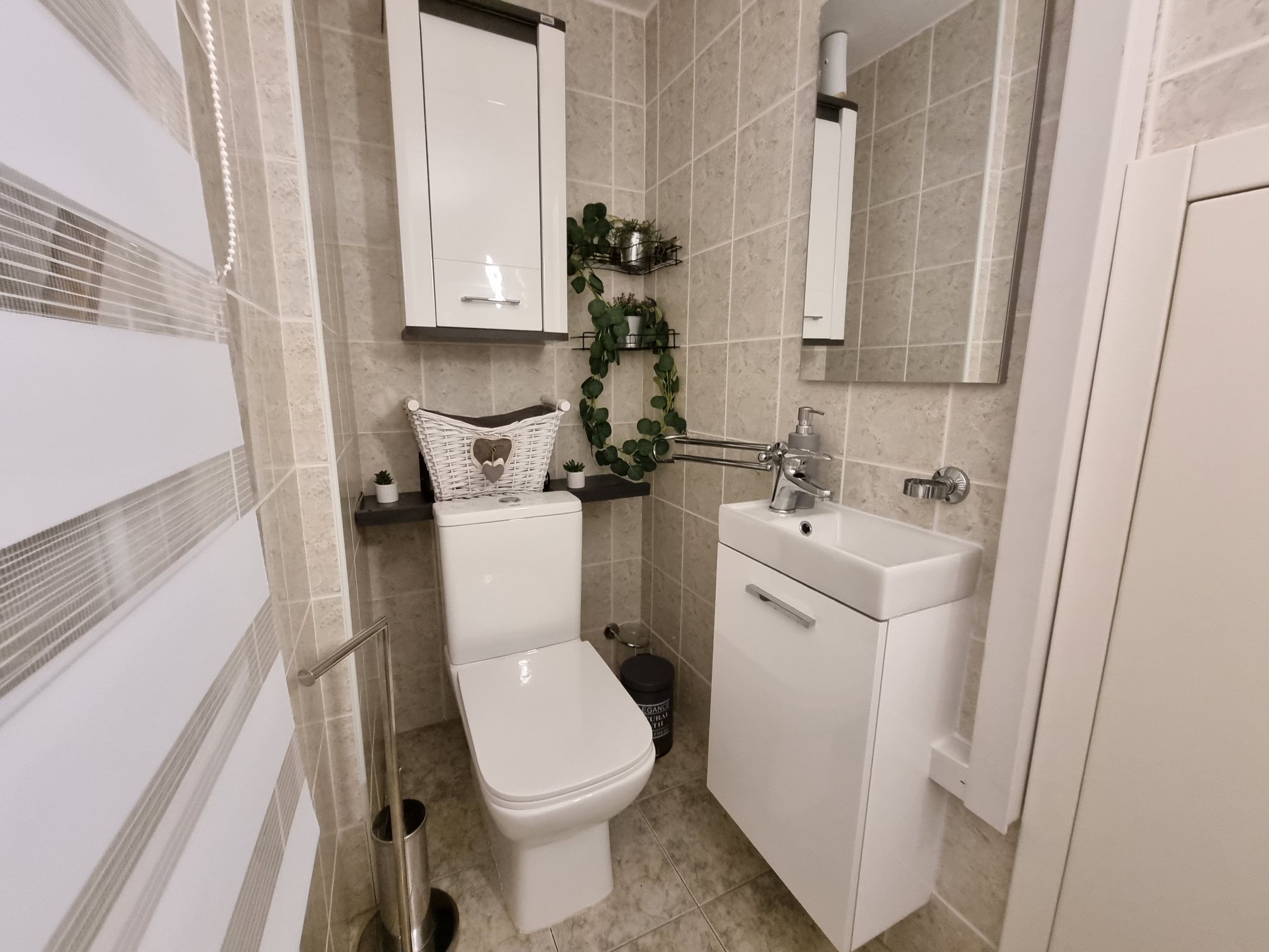 Mit privatem Pool und Sauna-Inside