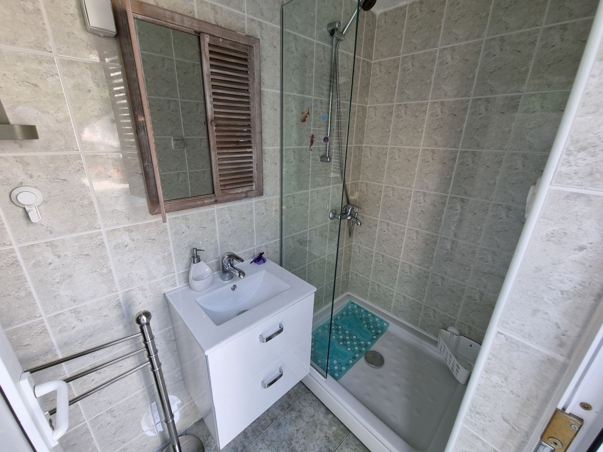 Mit privatem Pool und Sauna-Inside