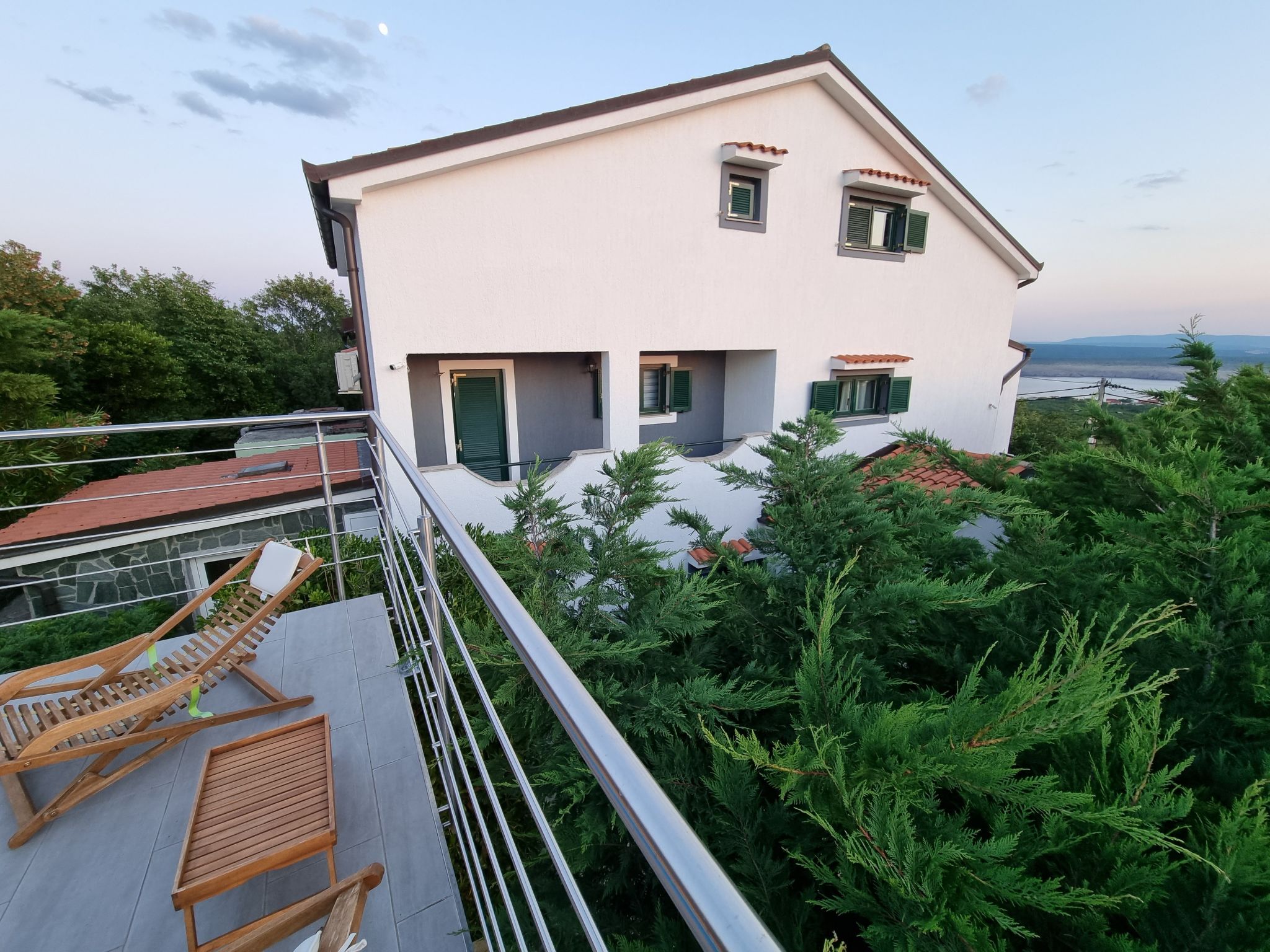 Mit privatem Pool und Sauna-Inside