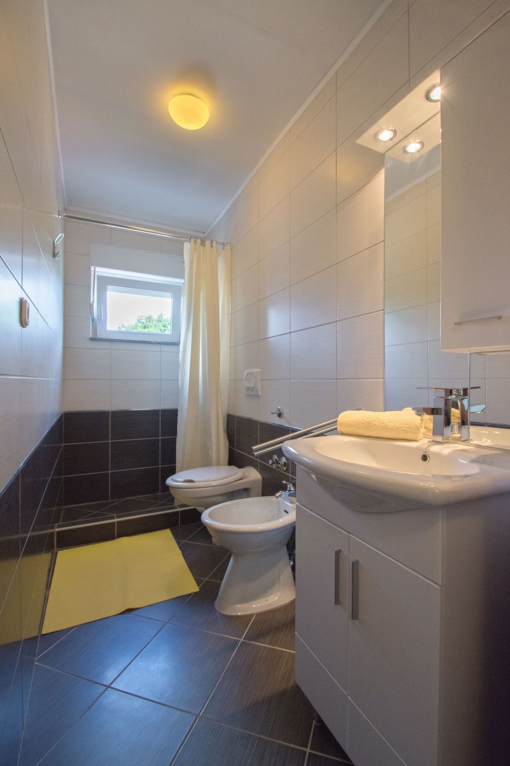 Photo of Wohnung mit Balkon