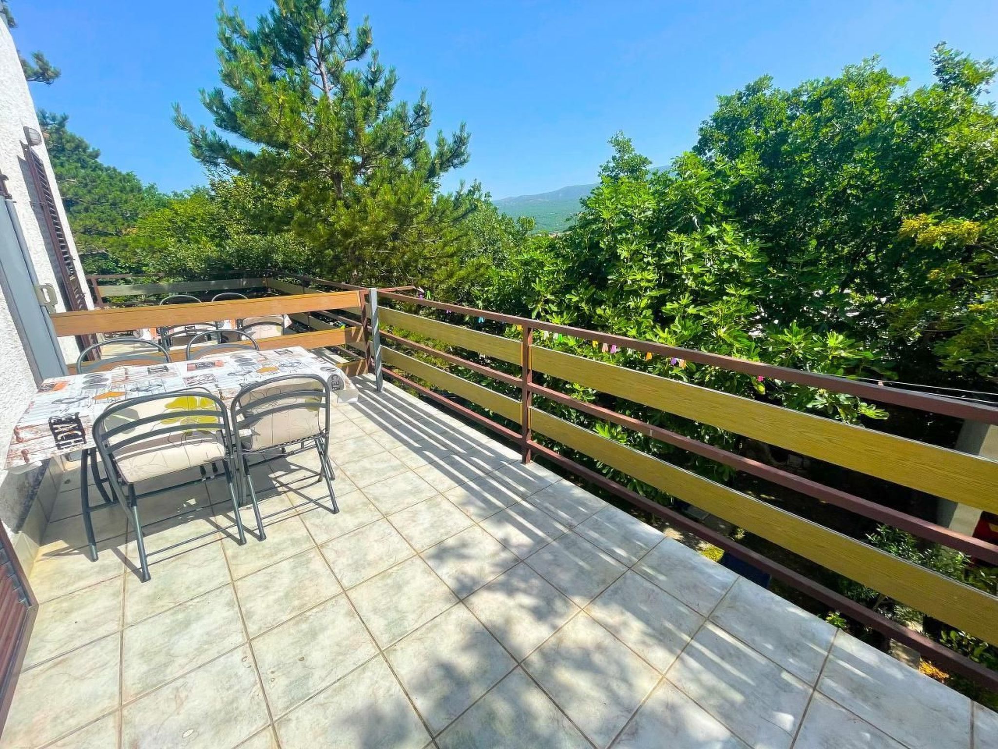 In Jadranovo mit Garten-Image-tags.info