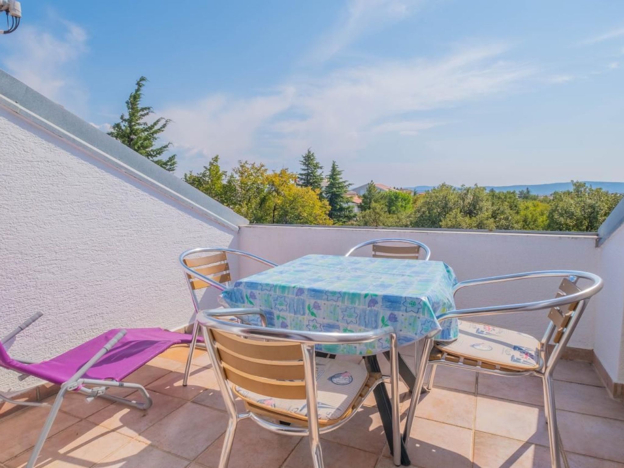 Appartement in Jadranovo mit Gemeinsamem Garten-Outside