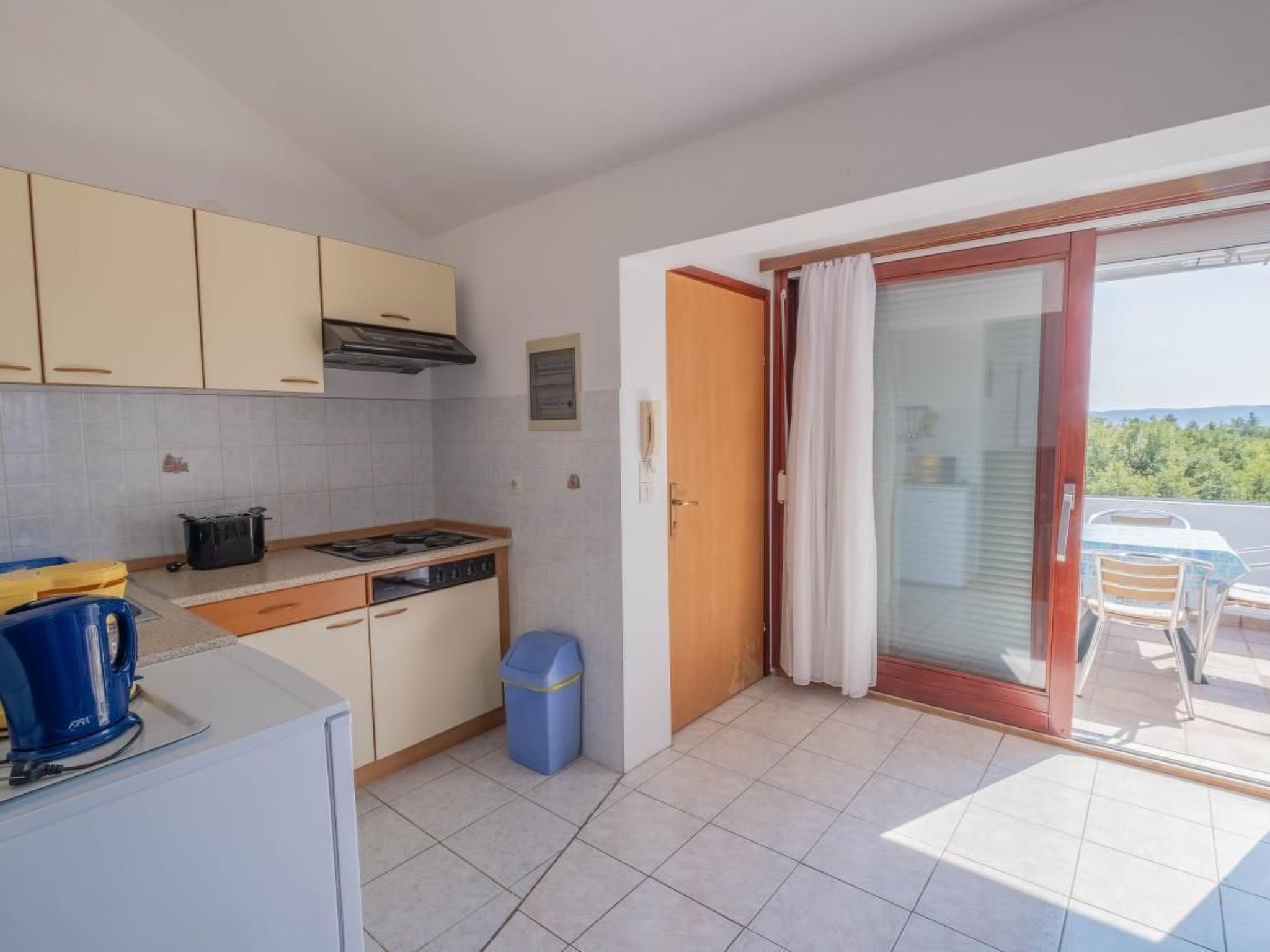 Appartement in Jadranovo mit Gemeinsamem Garten-Inside