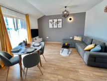 Apartment Iva: Vrijstaand verblijf vlakbij zee in Jadranovo - thumbnail 3