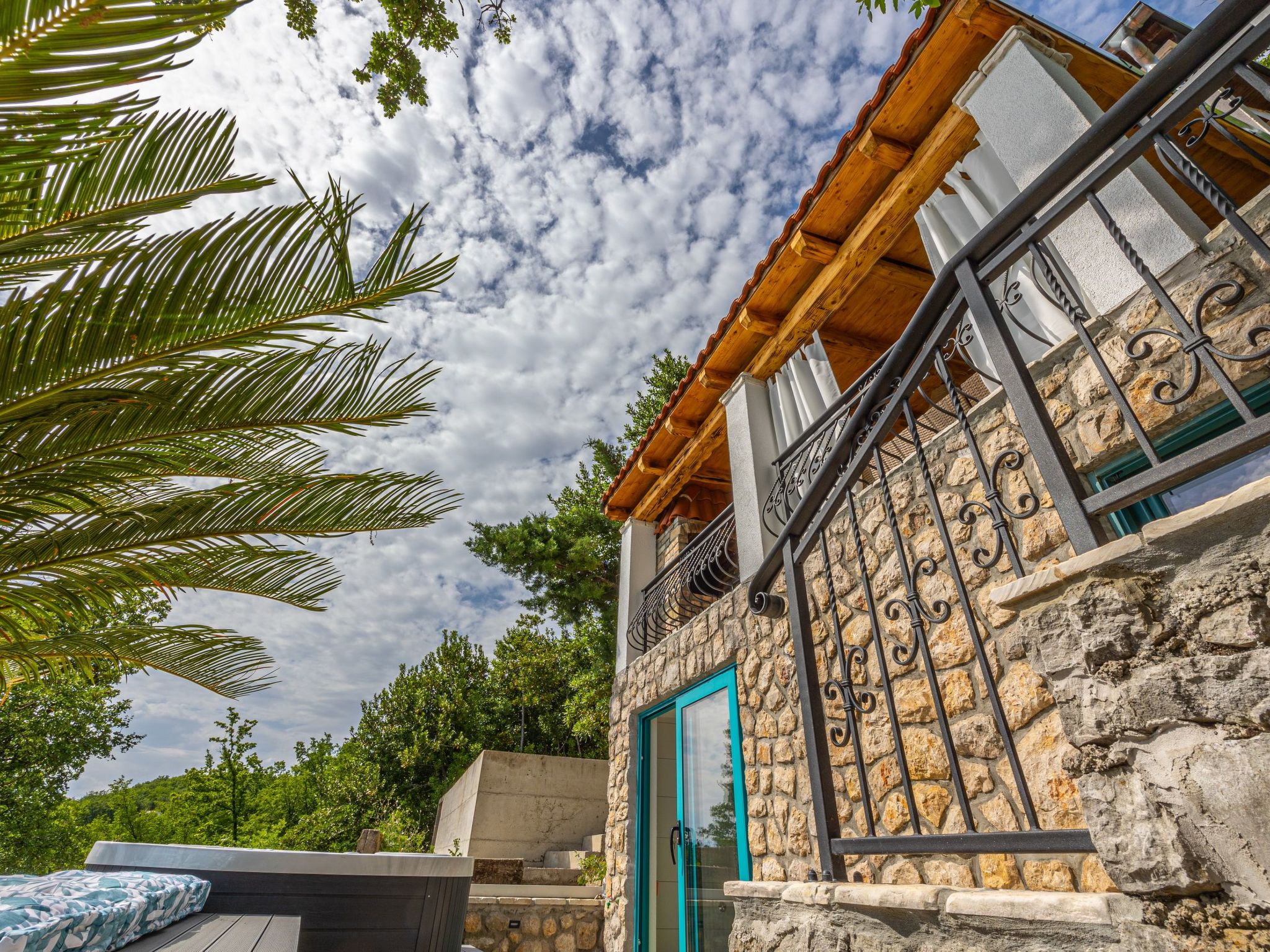 Villa Cikas Palmhouse-Image-tags.info