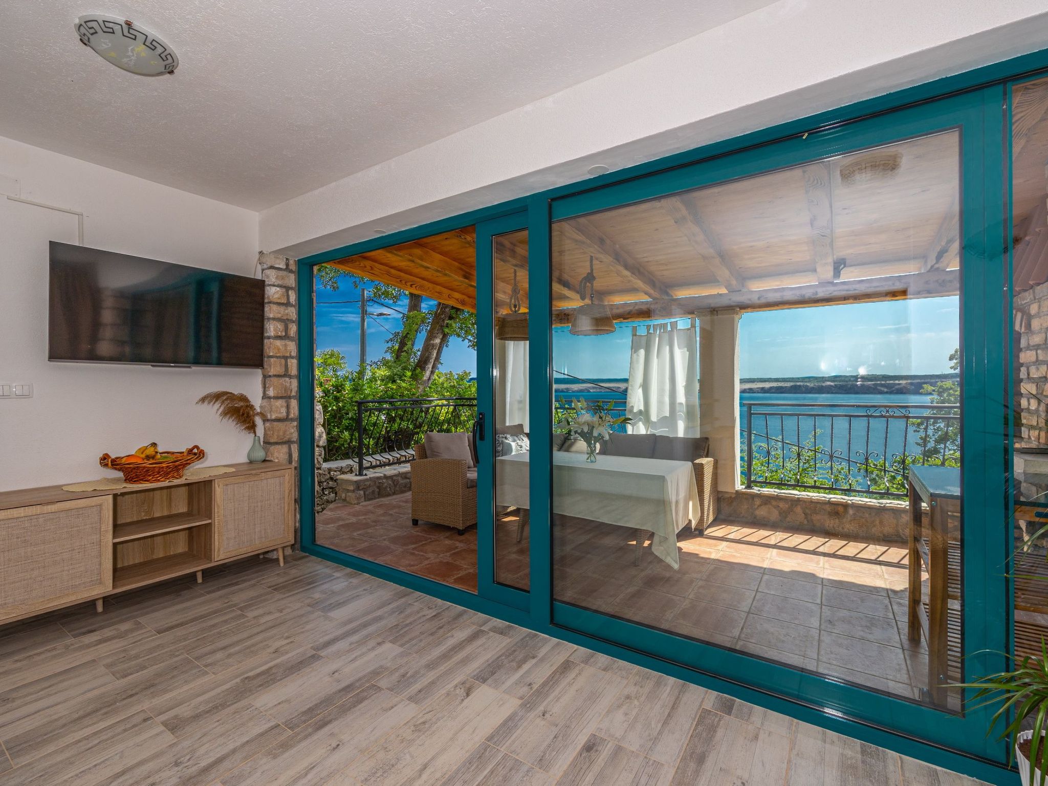 Villa Cikas Palmhouse-Drinnen