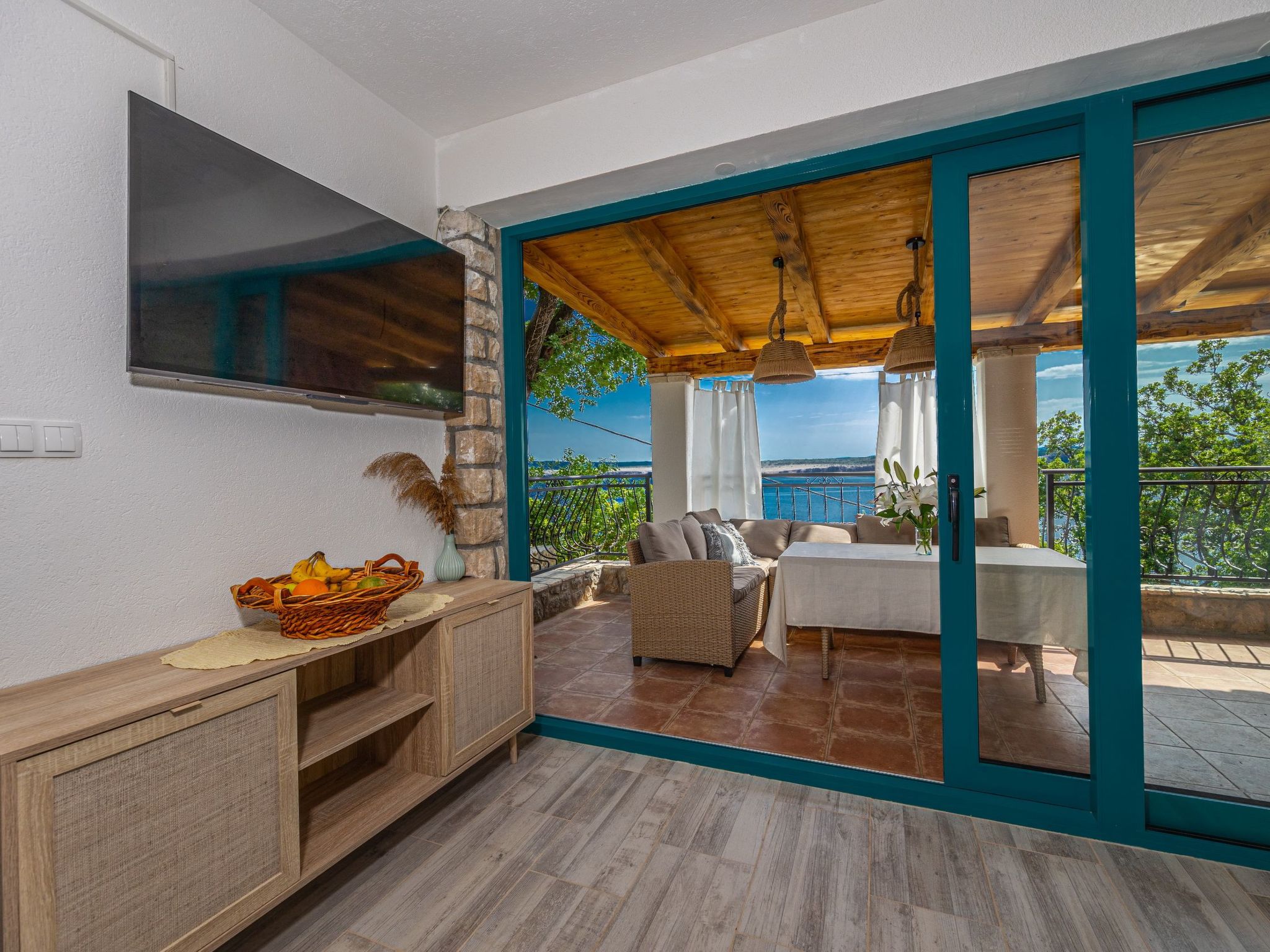 Villa Cikas Palmhouse-Drinnen