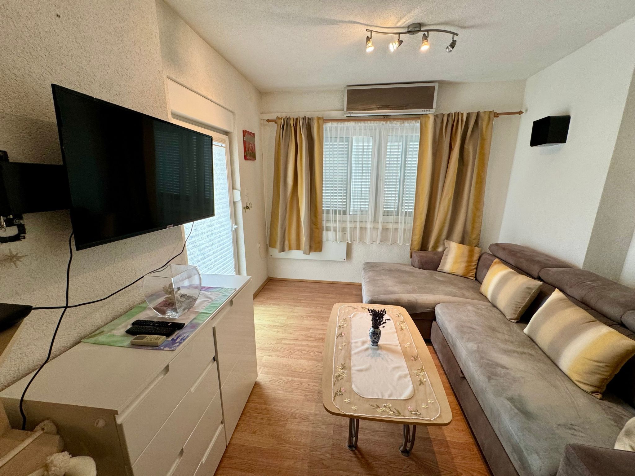 Wohnung Fruk 5 Accommodation in Jadranovo