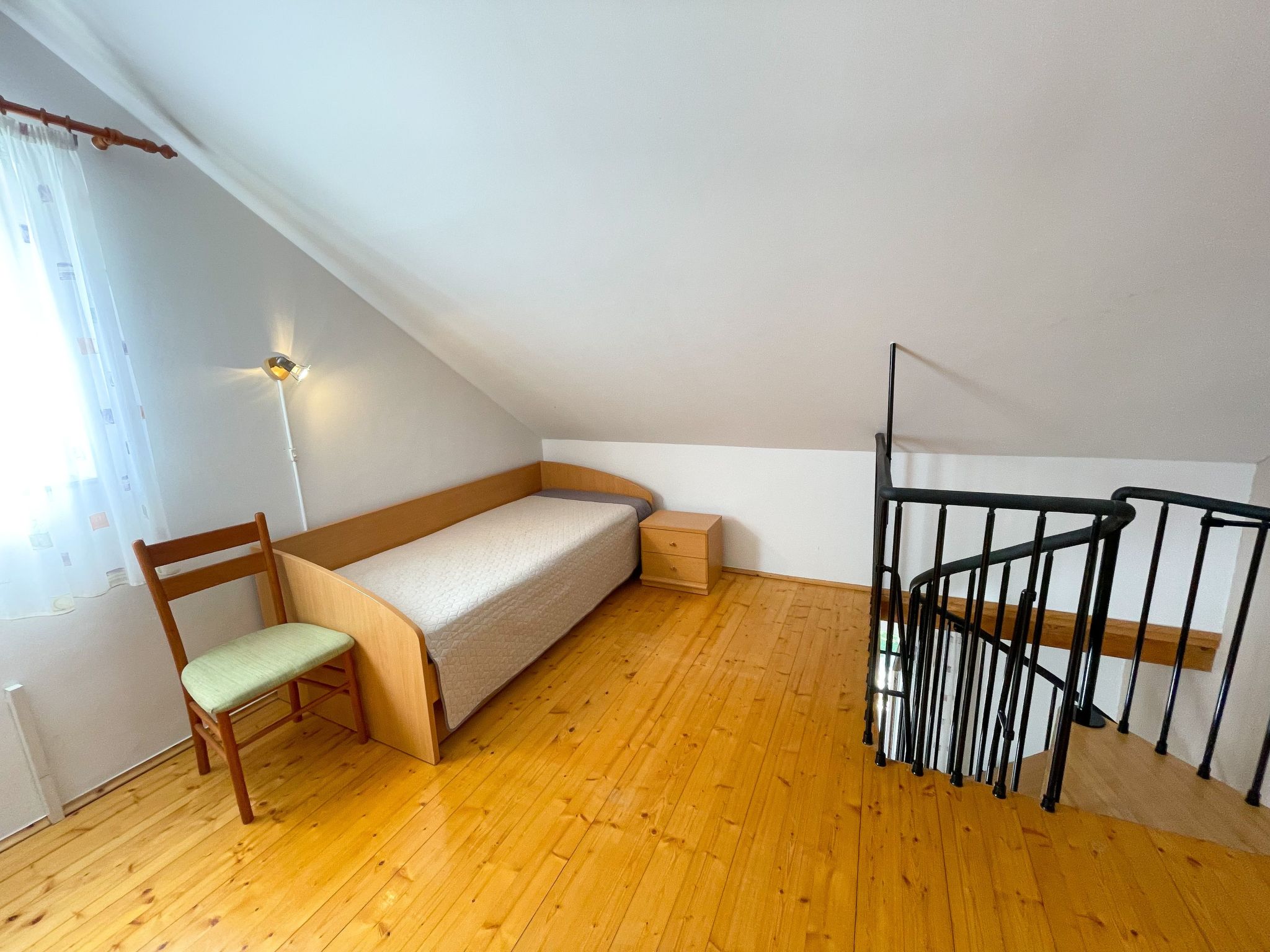 Photo of Wohnung in Jadranovo mit gemeinschaftlichem Pool, Terrasse und Grill