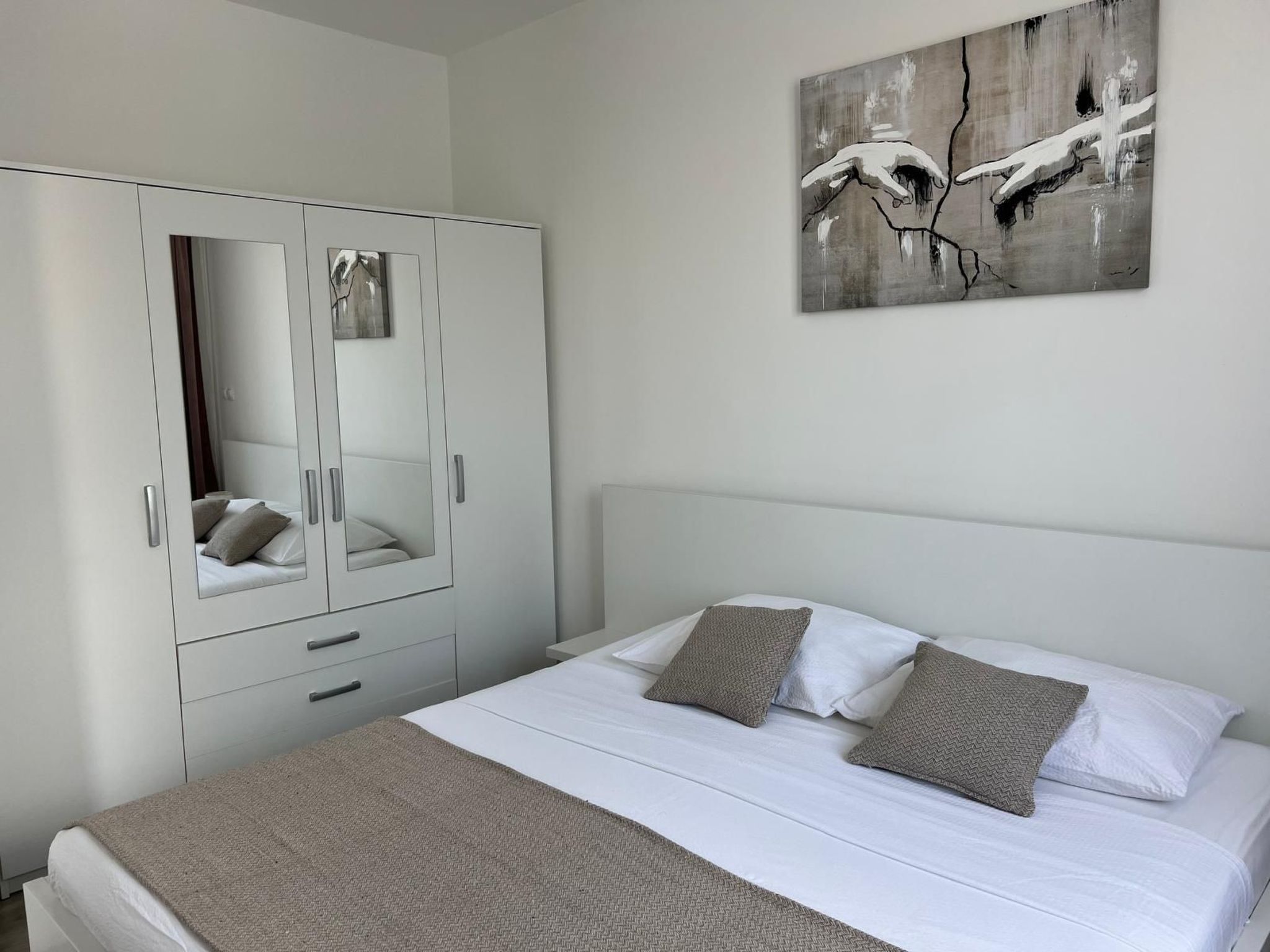 Photo of in Jadranovo mit Schönem Balkon