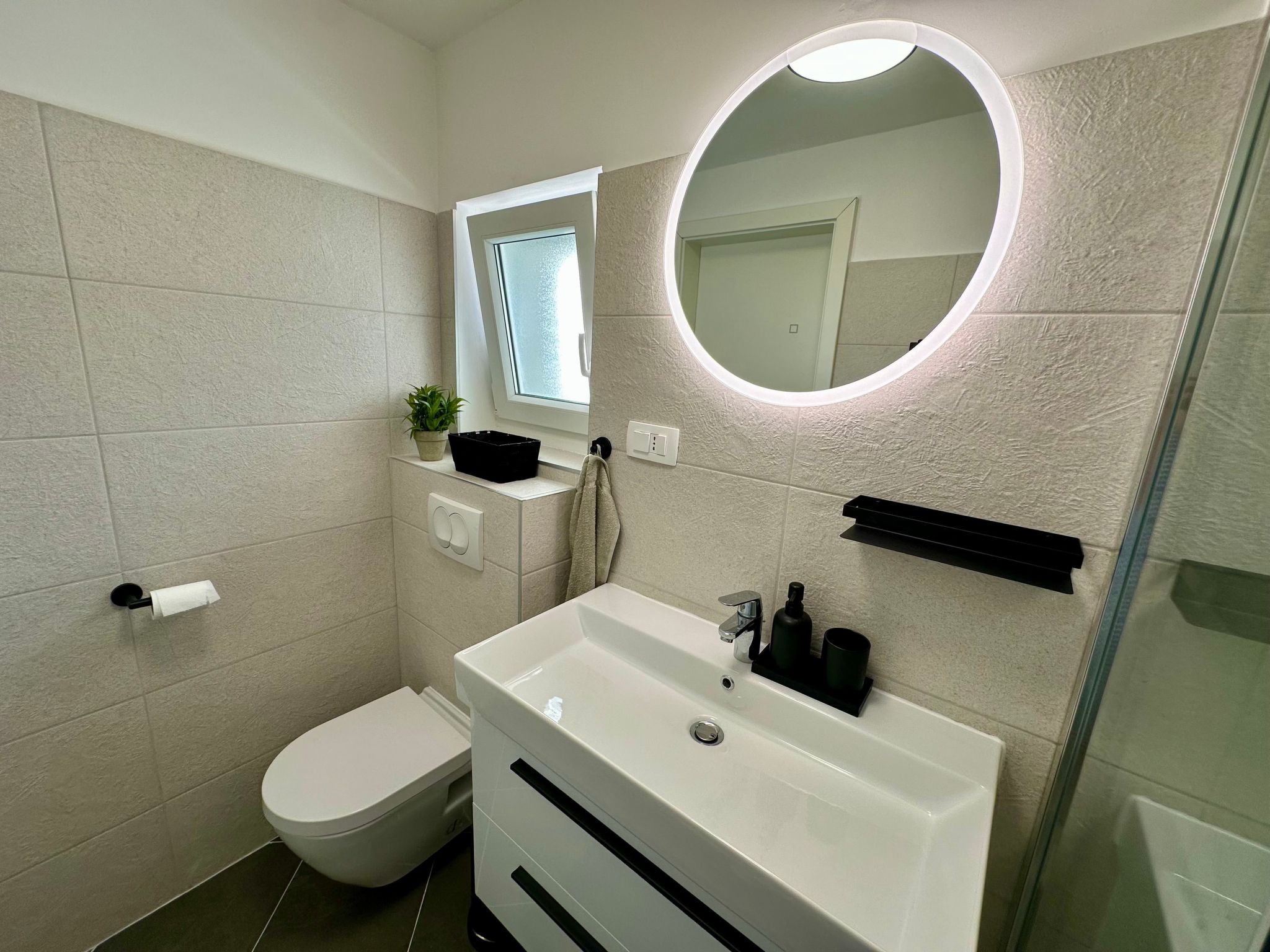 Holiday house Ena-Binnen