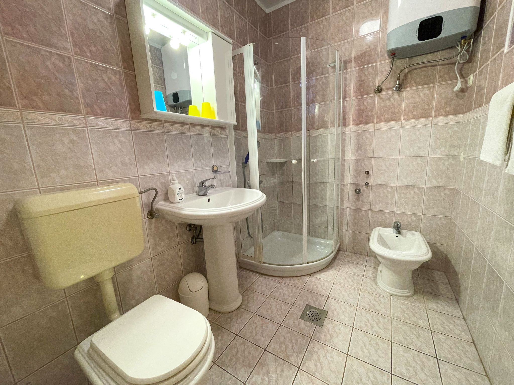 Photo of Wohnung in Jadranovo mit Terrasse, Garten und gemeinschaftlichem Pool