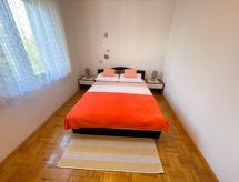 Gesamte Wohnung in Jadranovo mit Grill und Garten