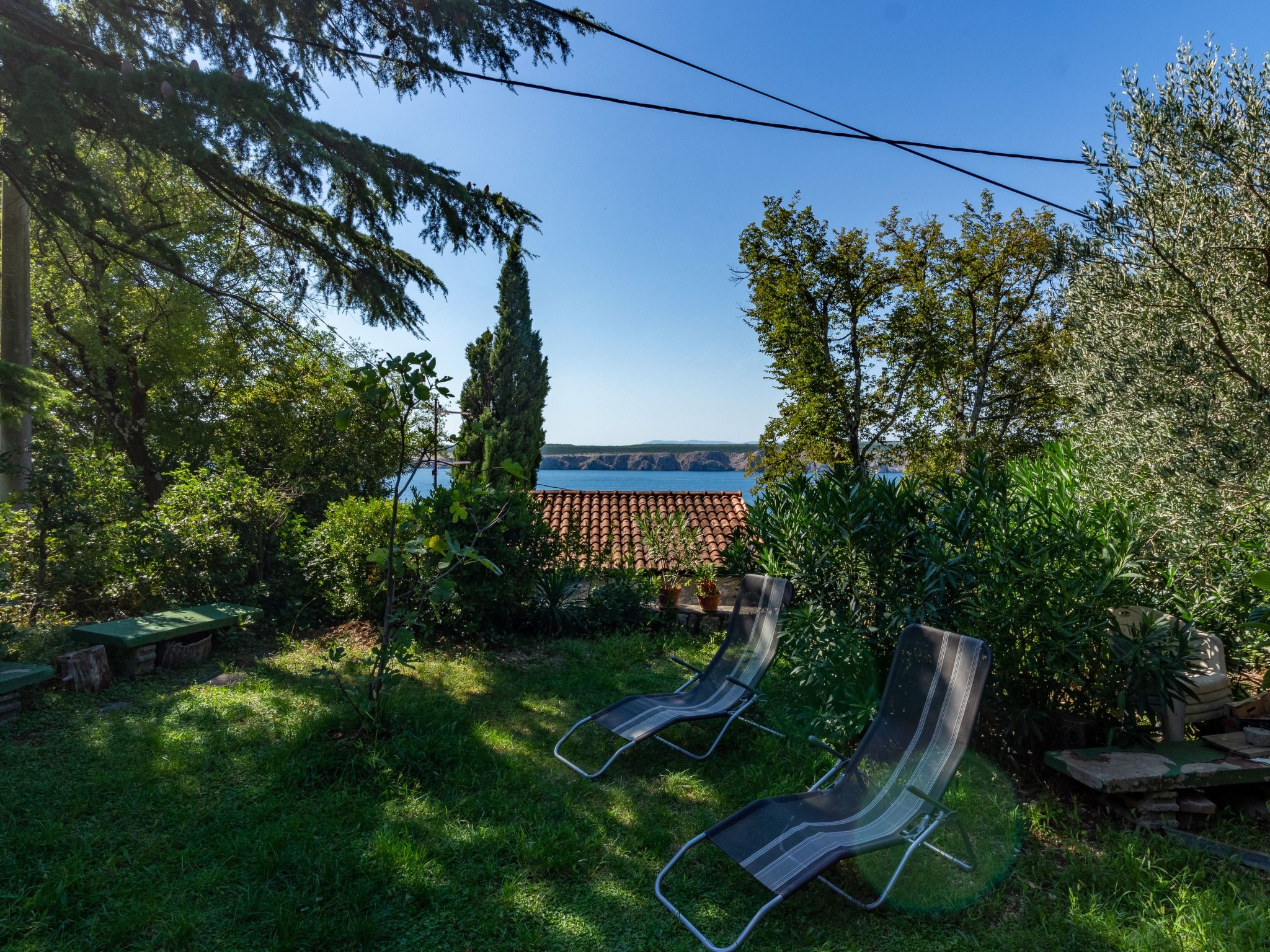 In Jadranovo mit Terrasse und Grill-Image-tags.info