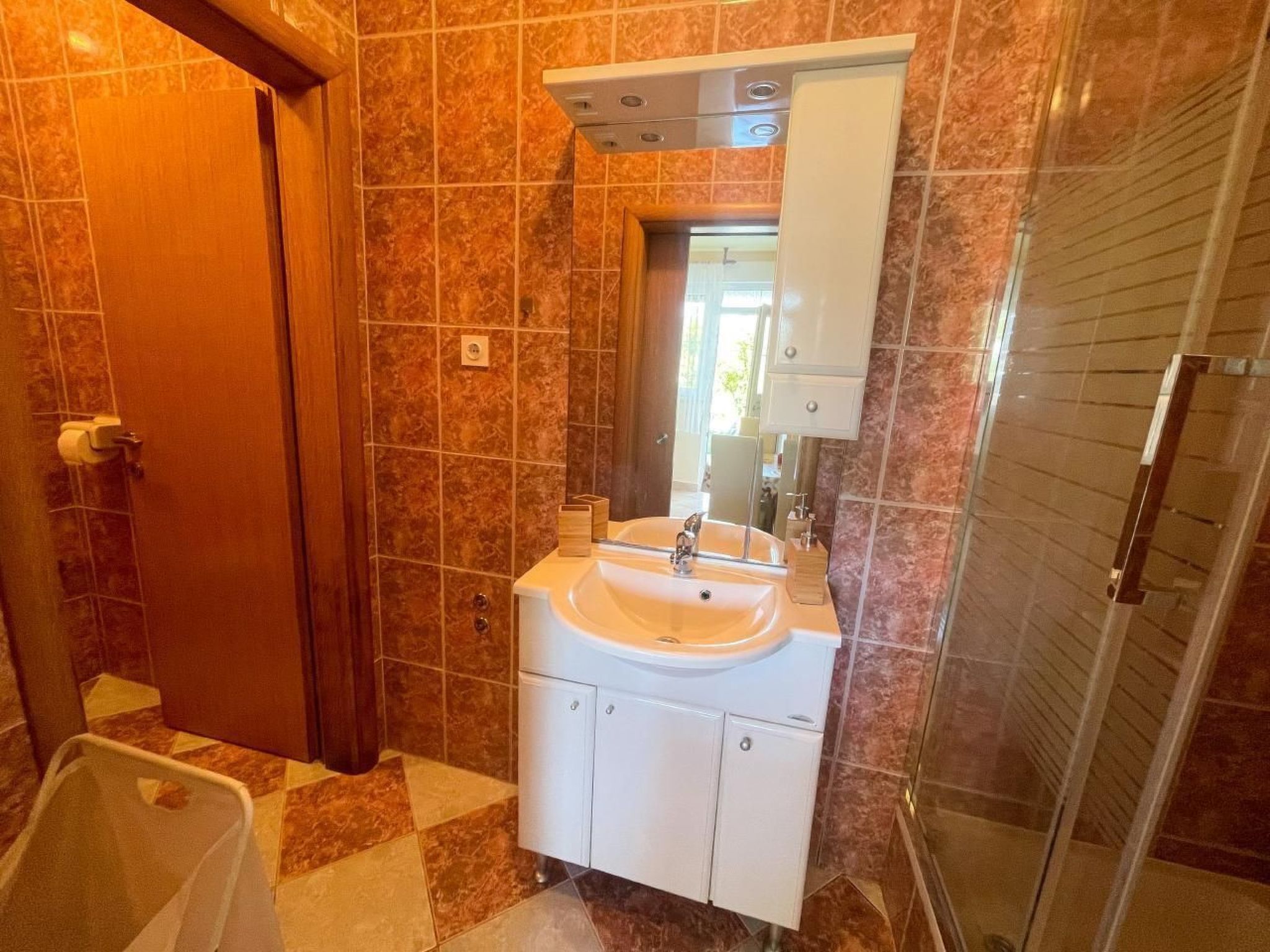 Nette Ferienwohnung in Jadranovo mit Terrasse, Garten und Grill-Image-tags.info