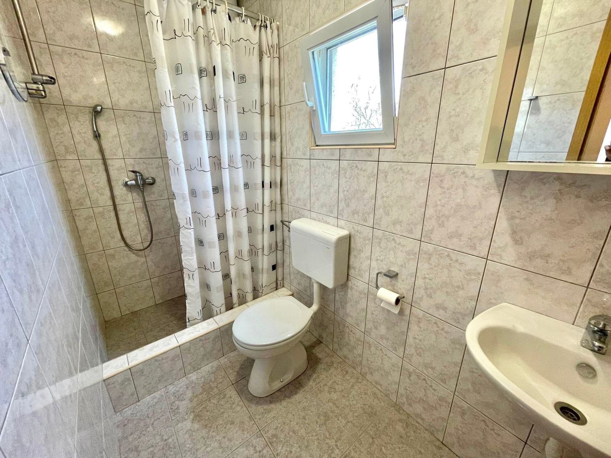 Photo of Wohnung in Jadranovo mit Schönem Balkon