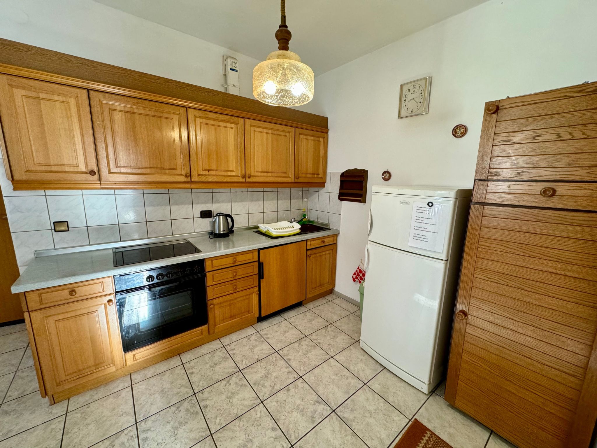 Jasna Jadranovo-Inside