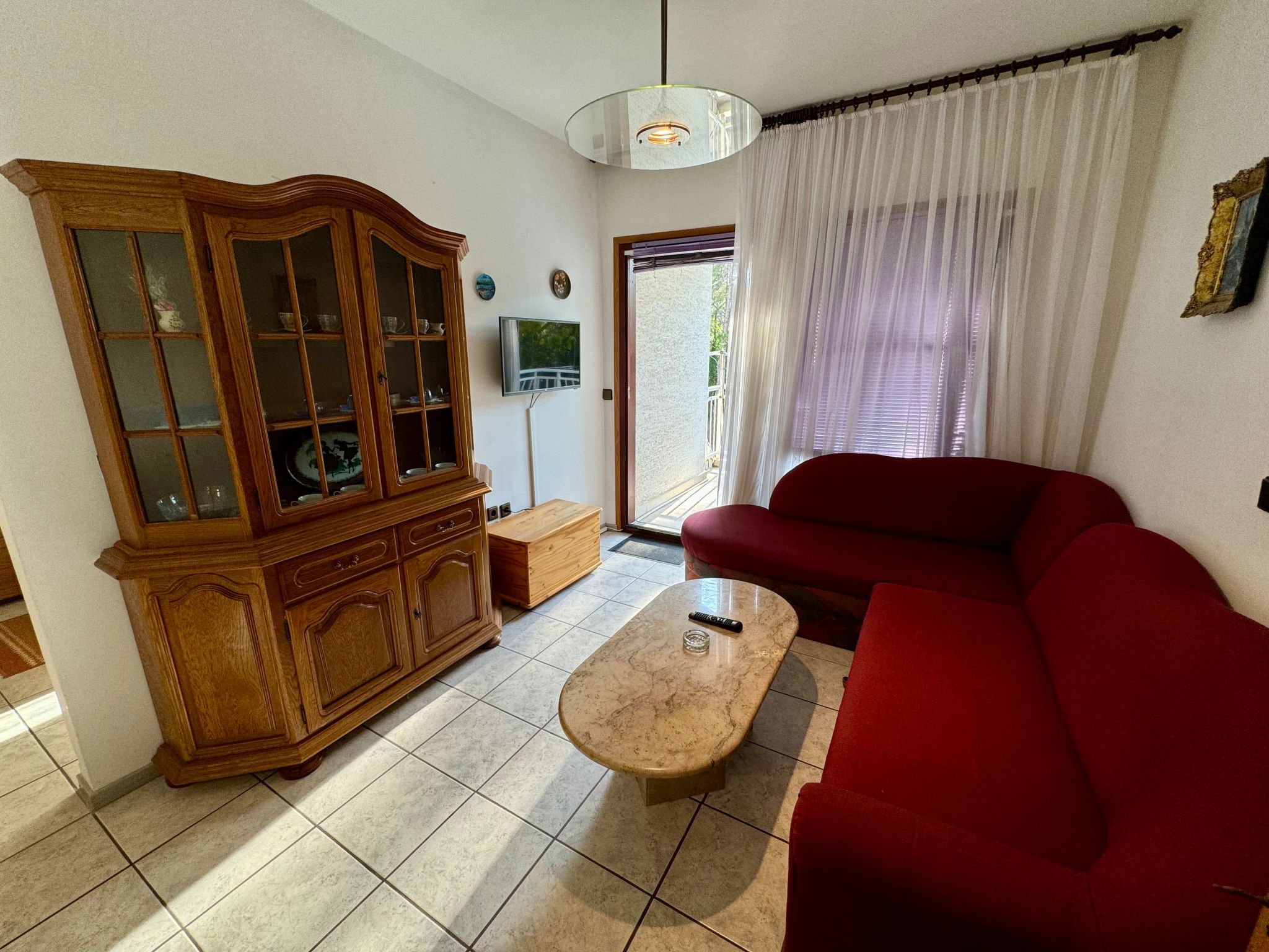 Jasna Jadranovo-Inside