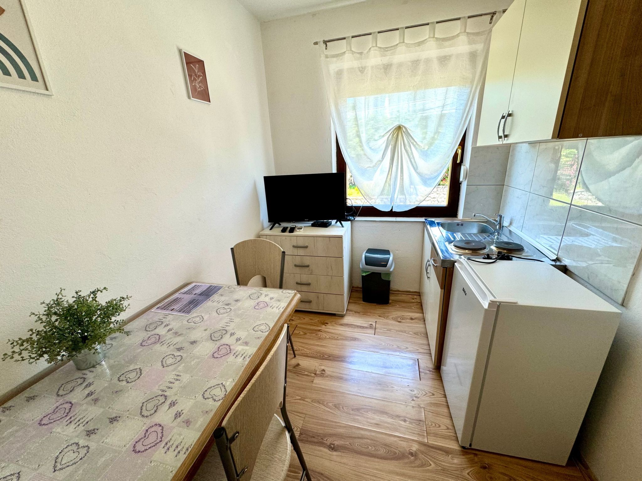 Apartment Lora 2-Dedans