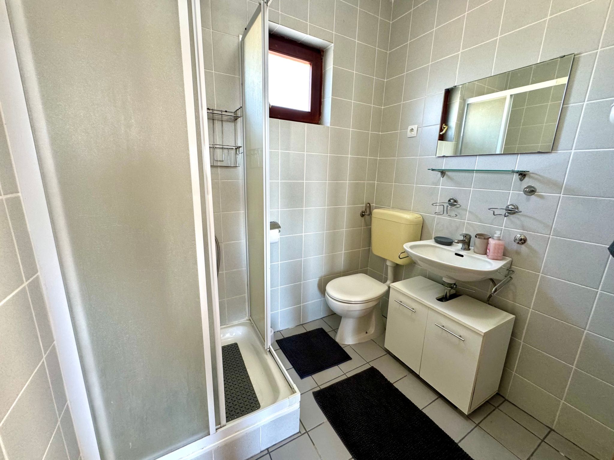 Apartment Lora 2-Dedans