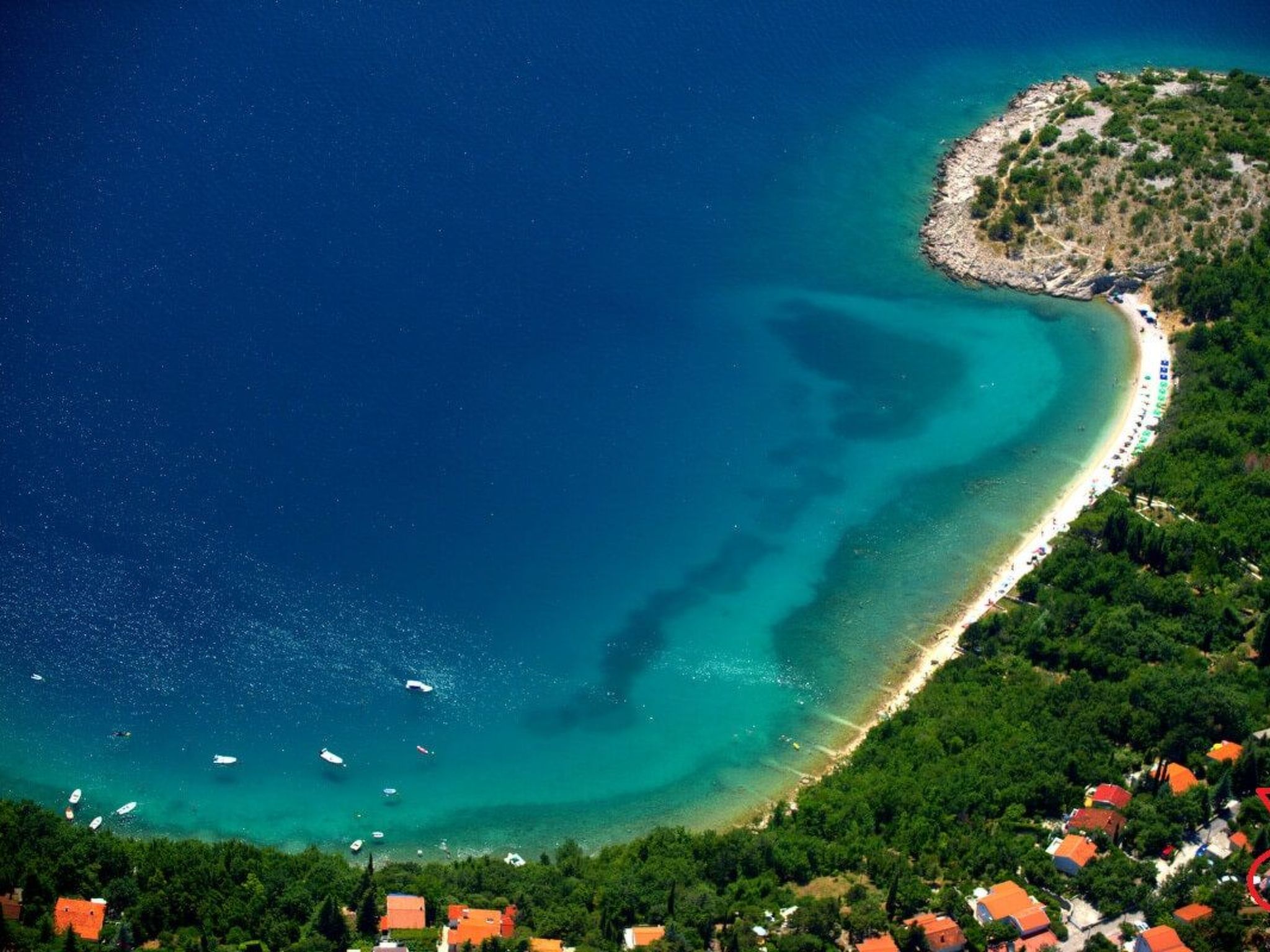 Photo of Villa mit Jacuzzi in Jadranovo