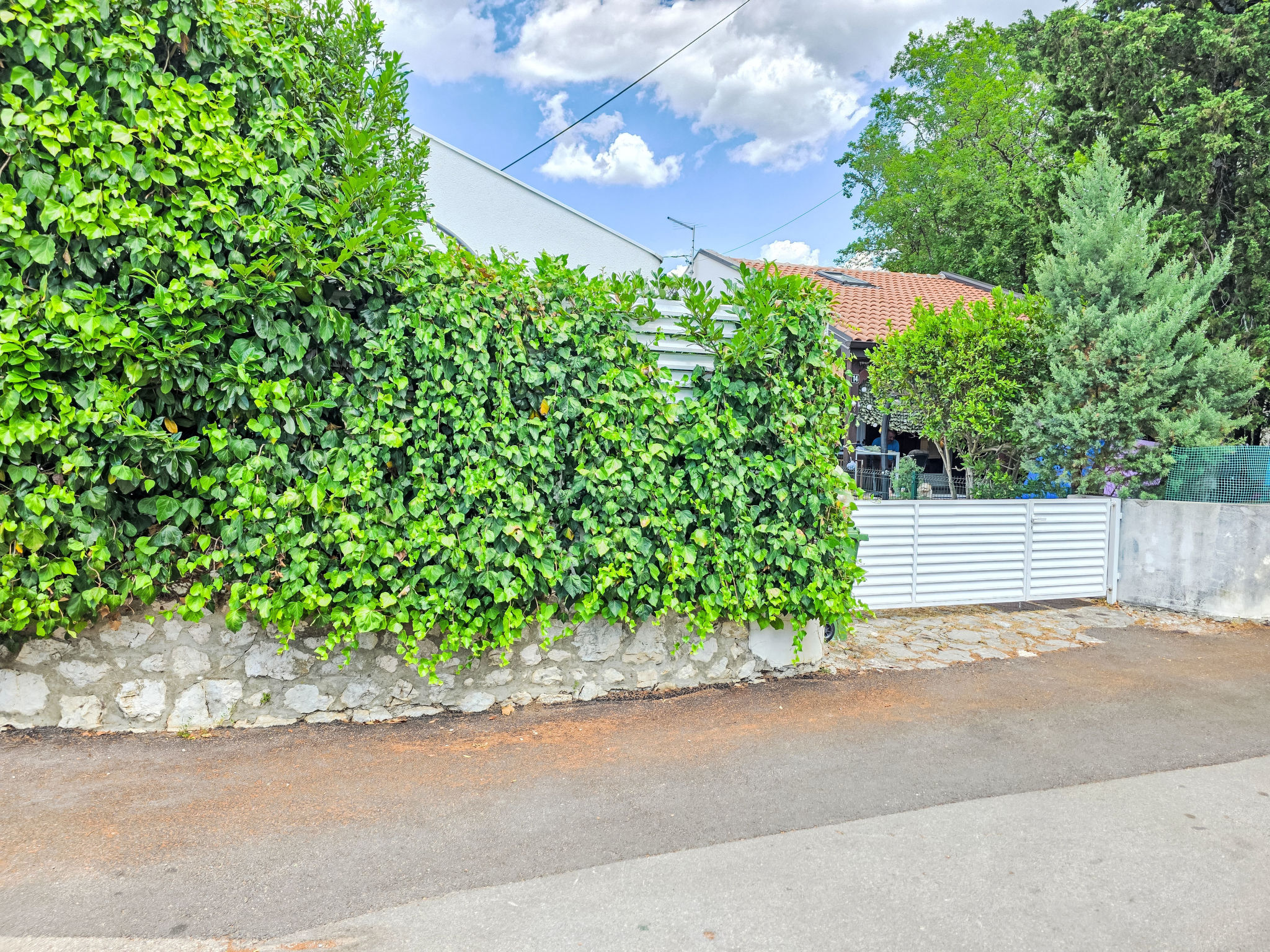 Photo of Villa mit Jacuzzi in Jadranovo