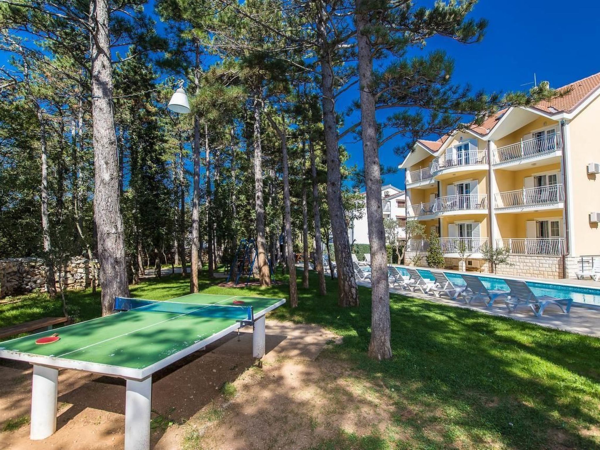 Wunderschönes Appartement in Jadranovo mit gemeinschaftlichem Pool, Grill und T - Image-tags.info