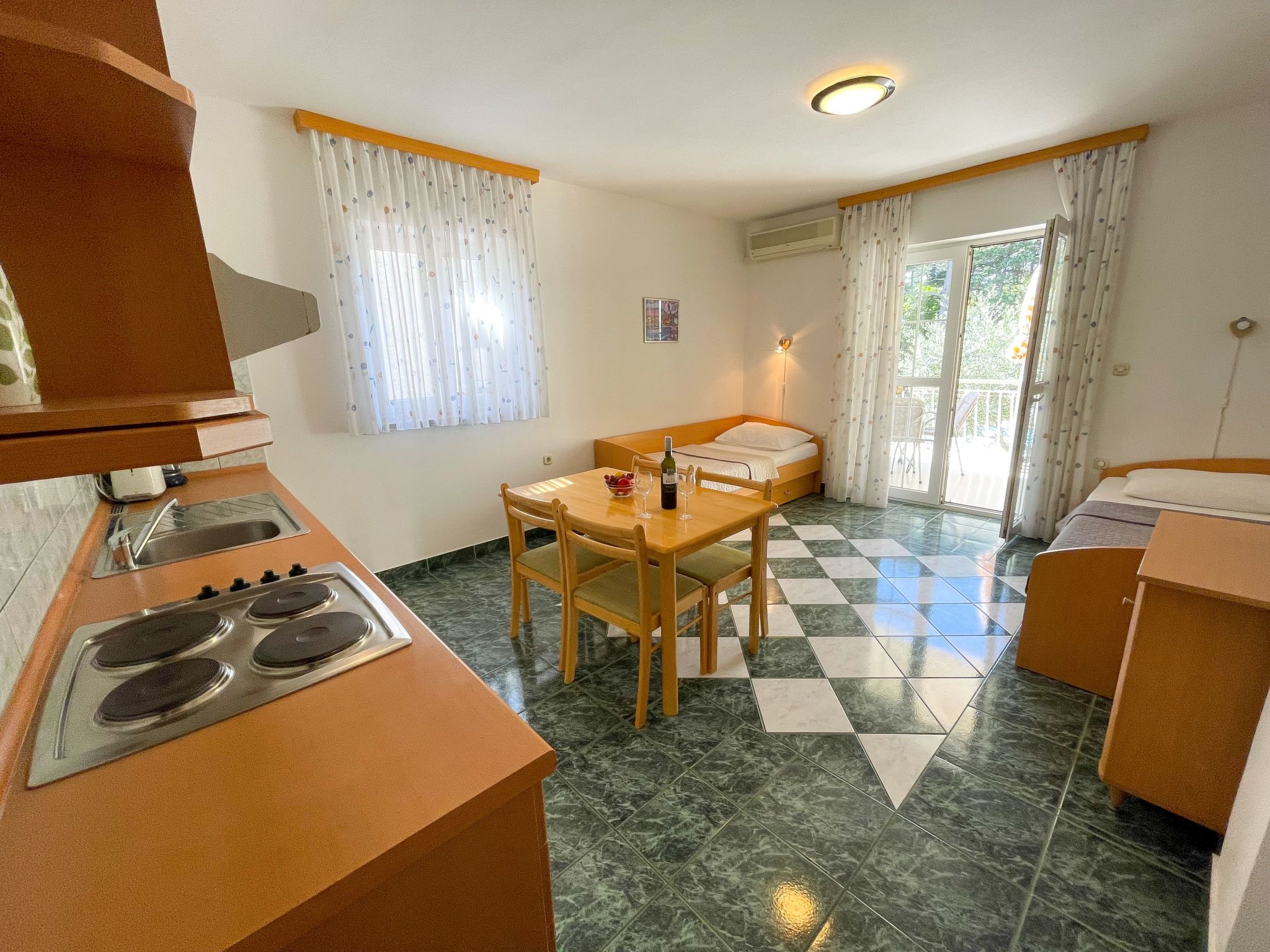 Wunderschönes Appartement in Jadranovo mit gemeinschaftlichem Pool, Grill und T - Image-tags.info