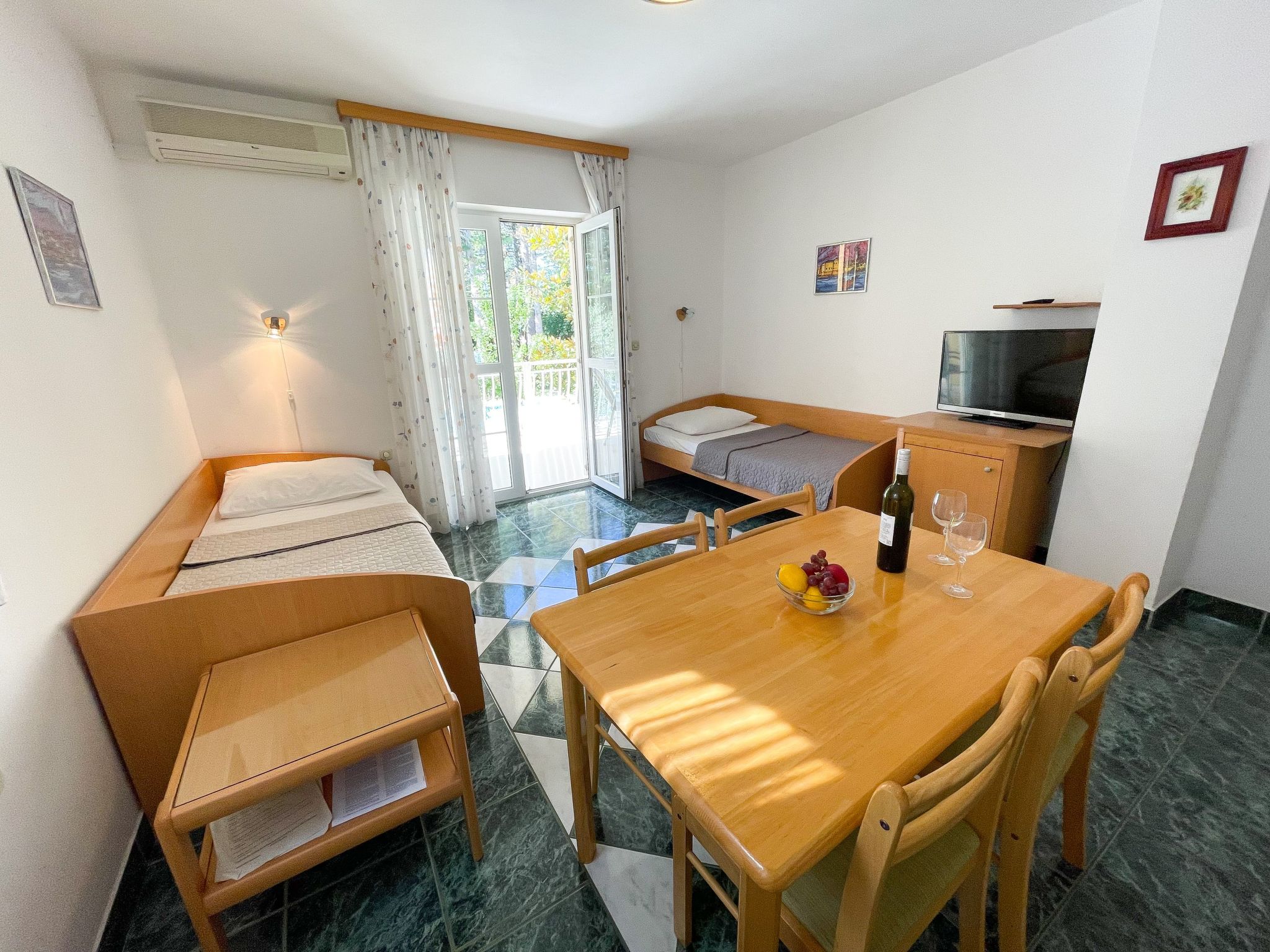 Wunderschönes Appartement in Jadranovo mit gemeinschaftlichem Pool, Grill und T - Image-tags.info