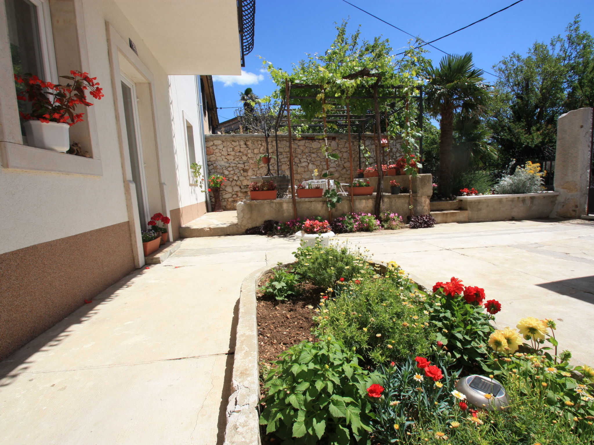 Photo of BRNIC 3 / HR-10054-01