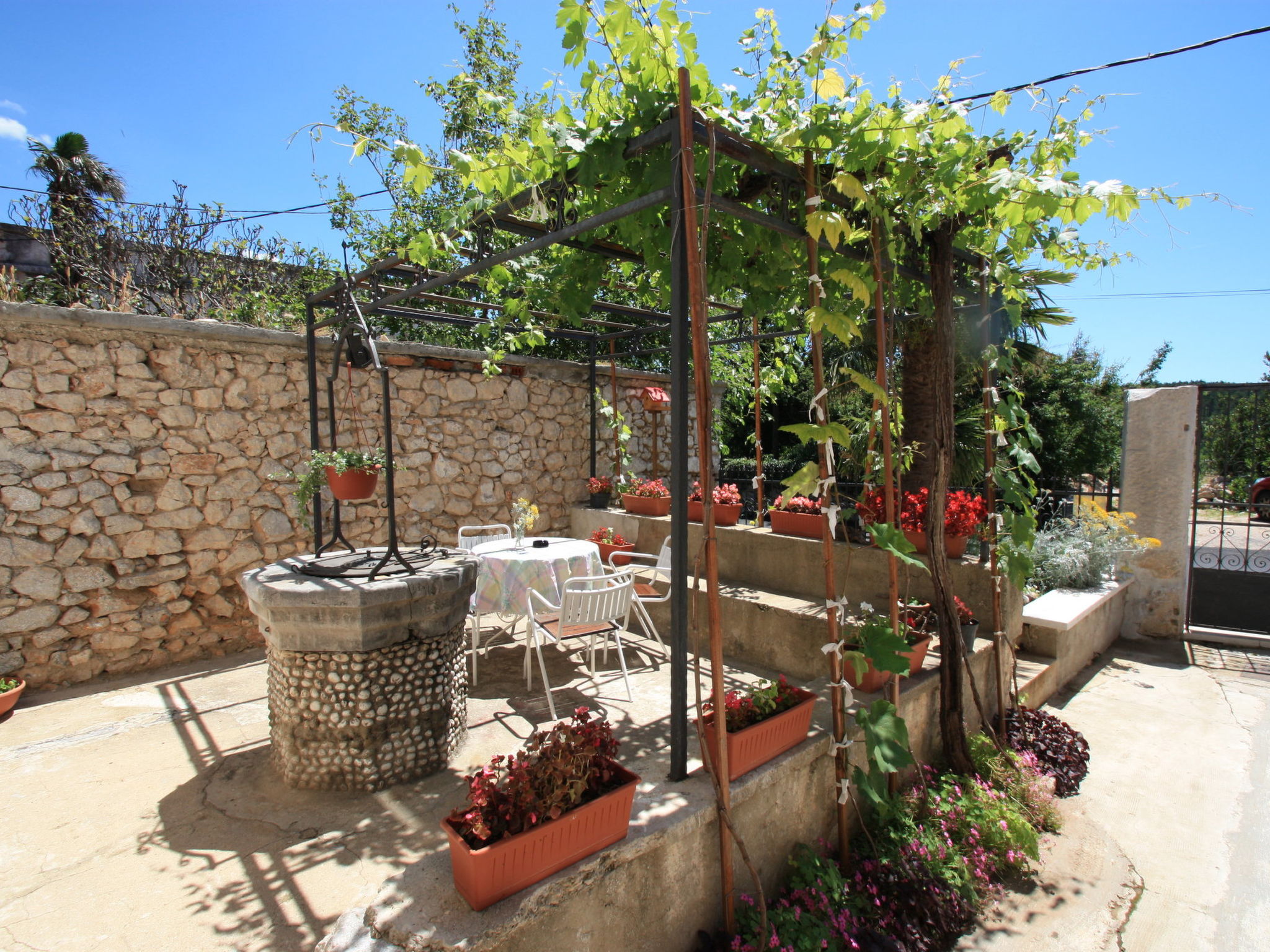 Photo of BRNIC 3 / HR-10054-01