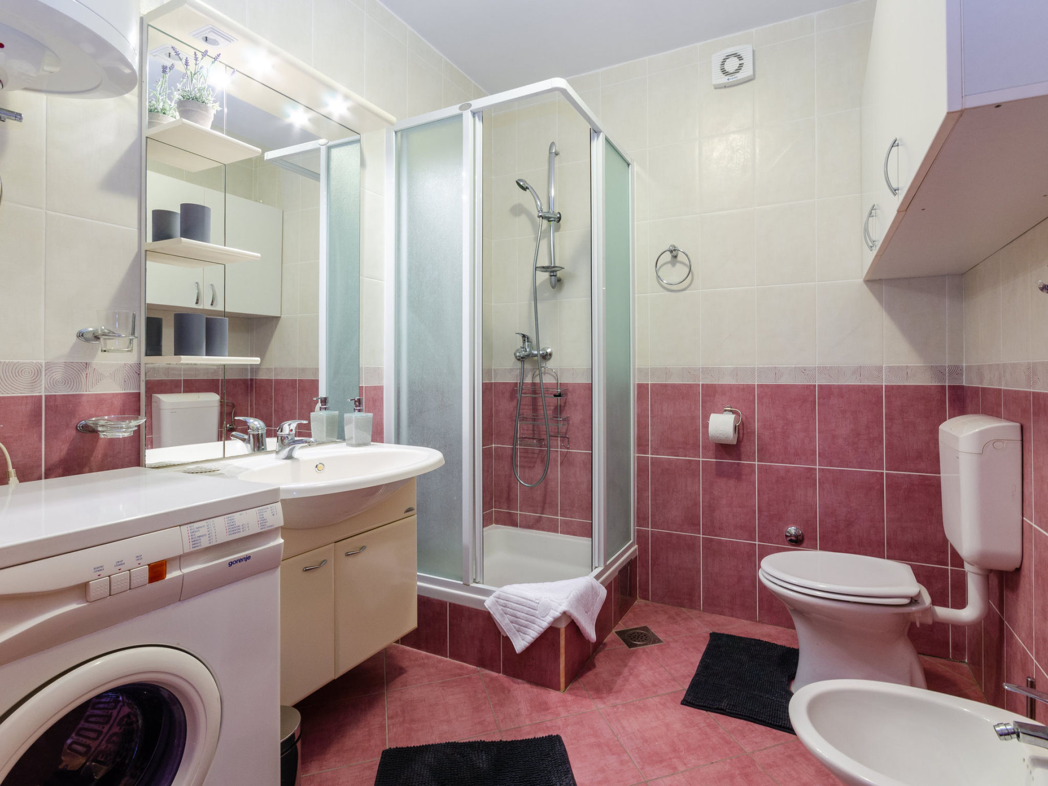 Photo of Juanita / HR-10326-01