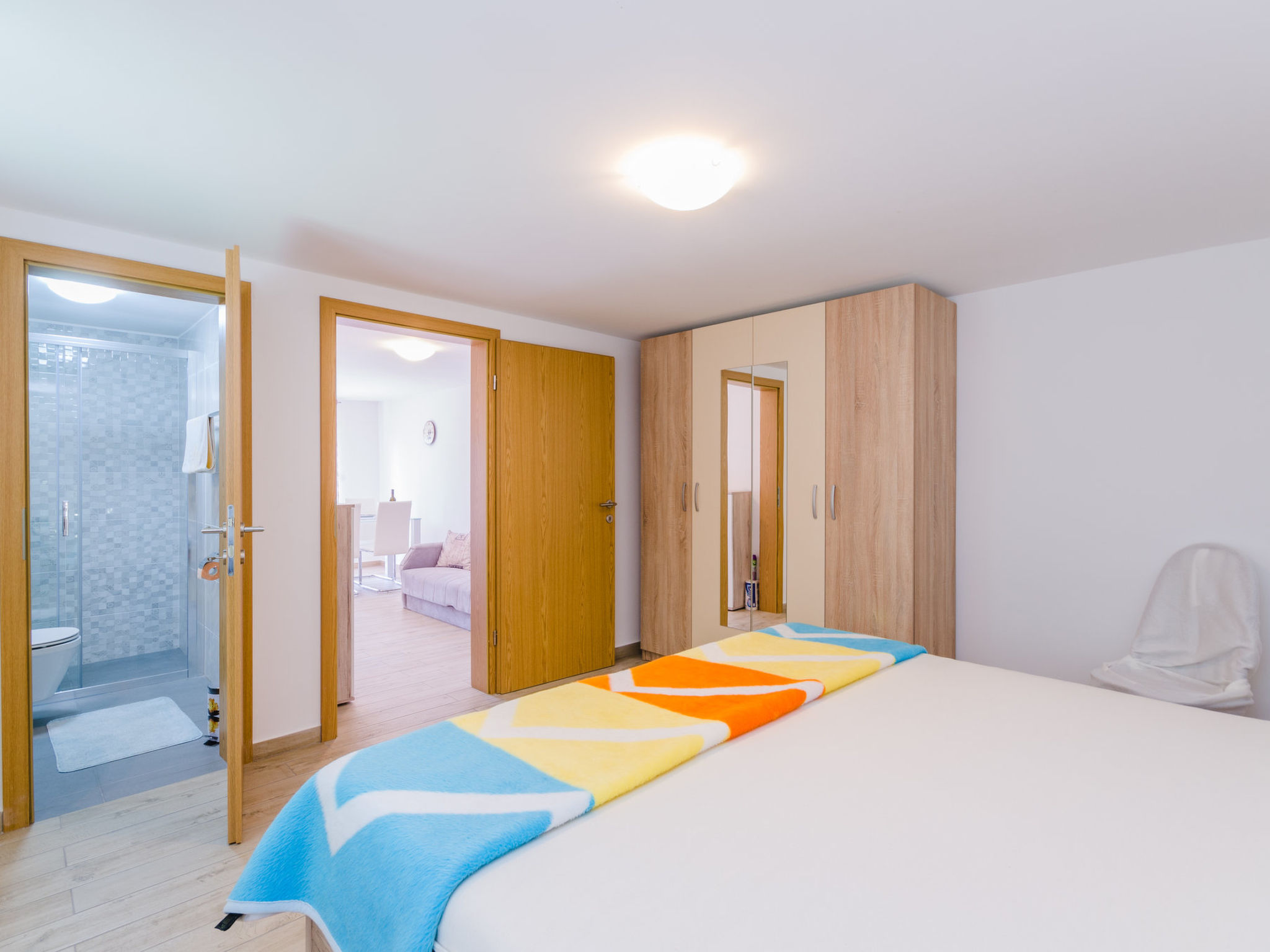 Leng 1 / HR-10352-01 - Inside