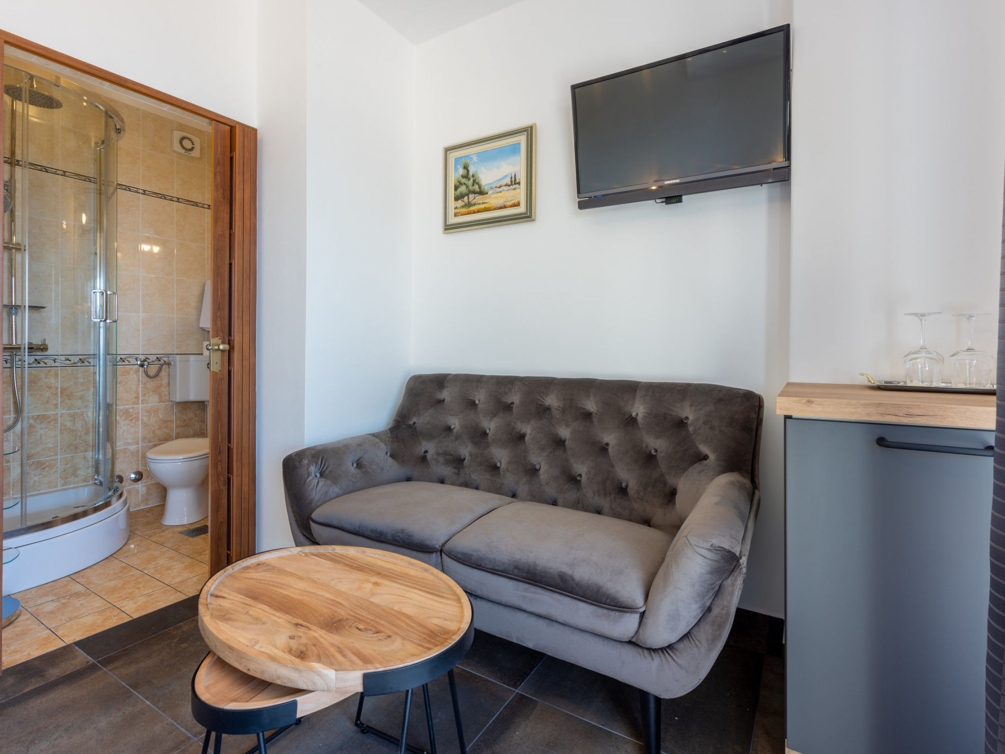 Photo of HR3303.1056.1