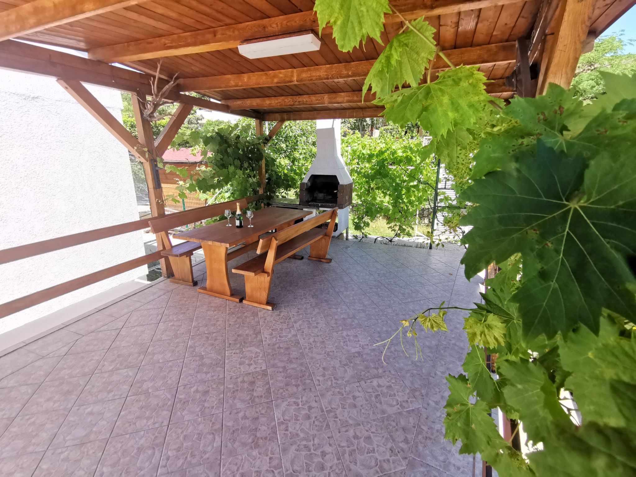 Wohnung 70m vom Strand entfernt, mit AC und WiFi-Binnen