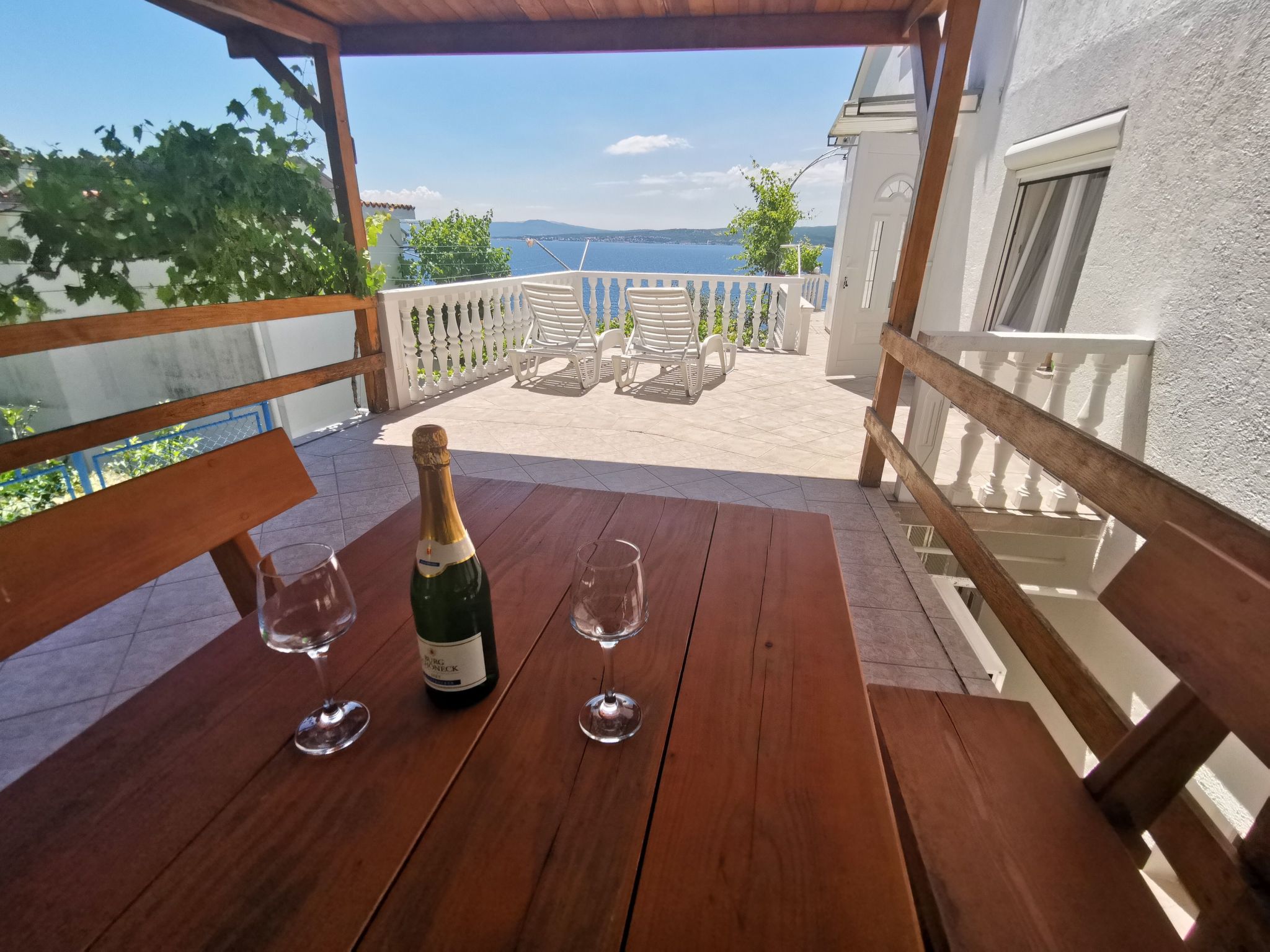 Wohnung 70m vom Strand entfernt, mit AC und WiFi-Binnen