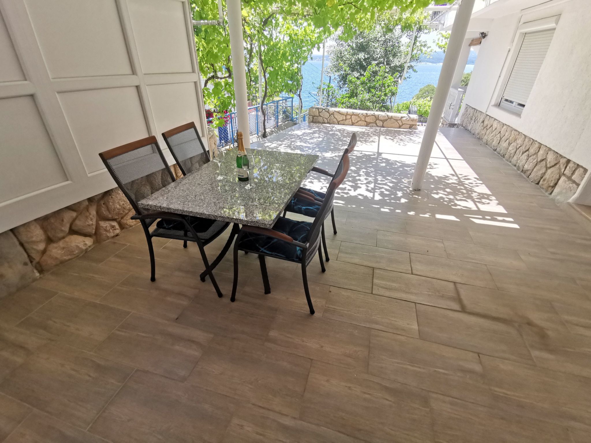 Appartement. Studio für 2 Personen, 70m vom Strand entfernt-Inside