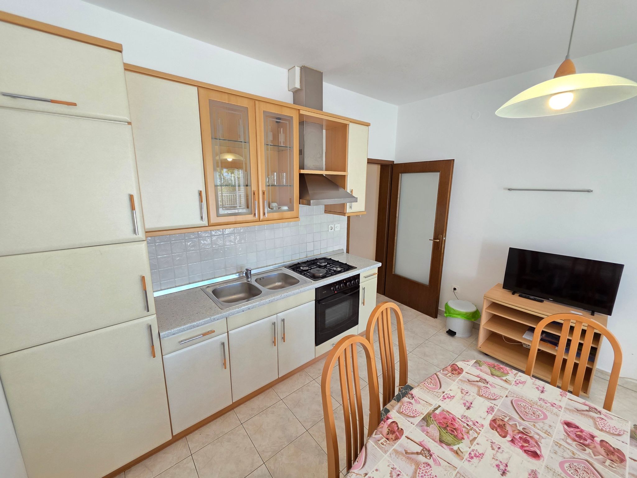 Wohnung für 4-5 Personen mit Terrasse-Binnen