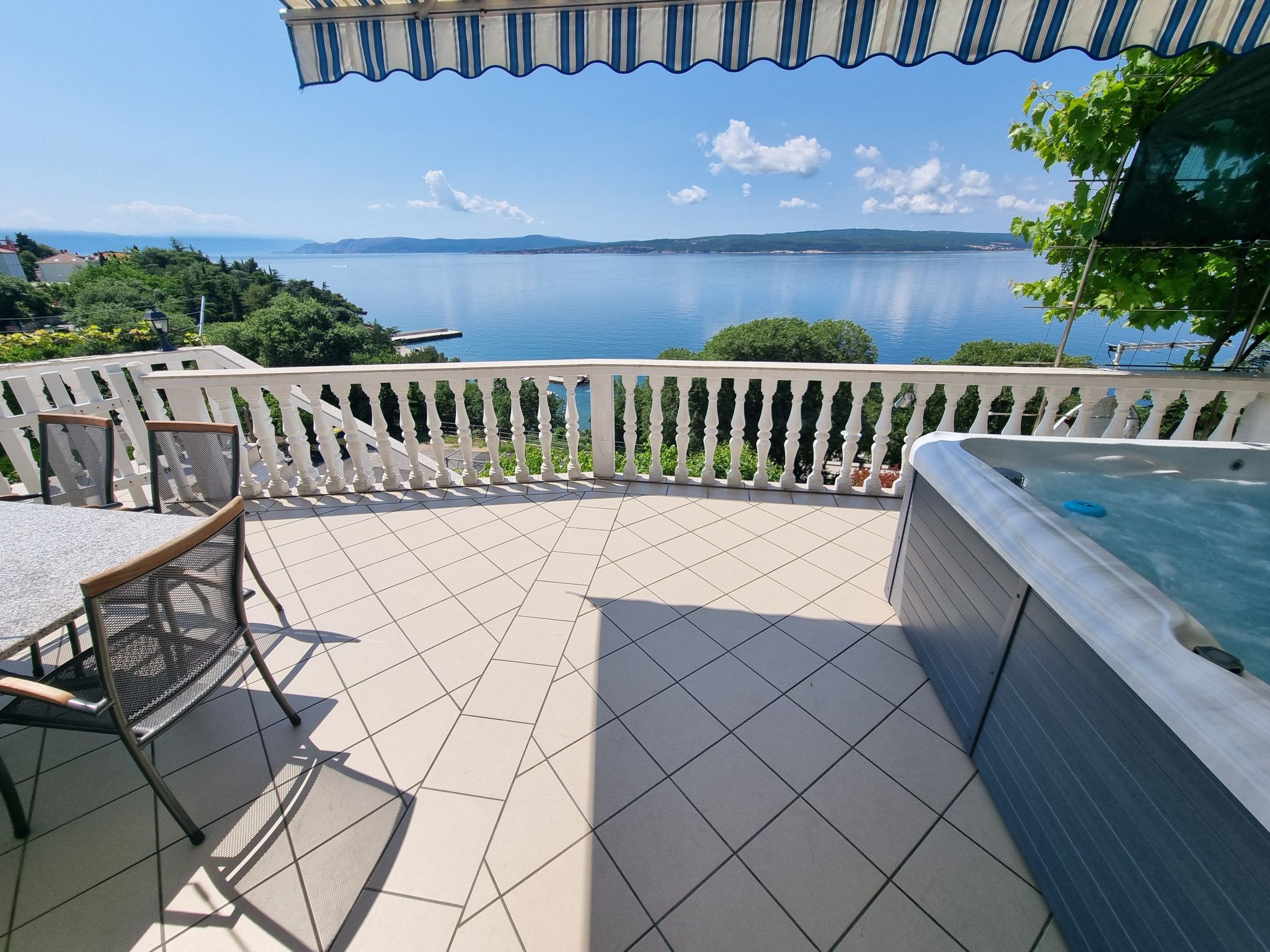 Wohnung für 4 Personen, 70m vom Strand entfernt-Inside