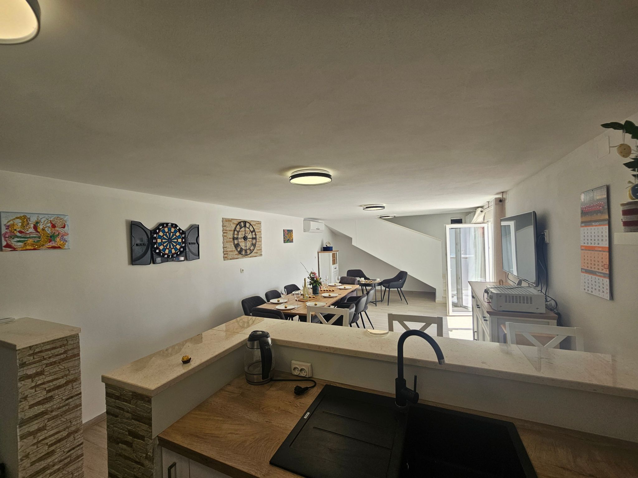 Mit eigenem Pool, BBQ, Terrasse-Binnen