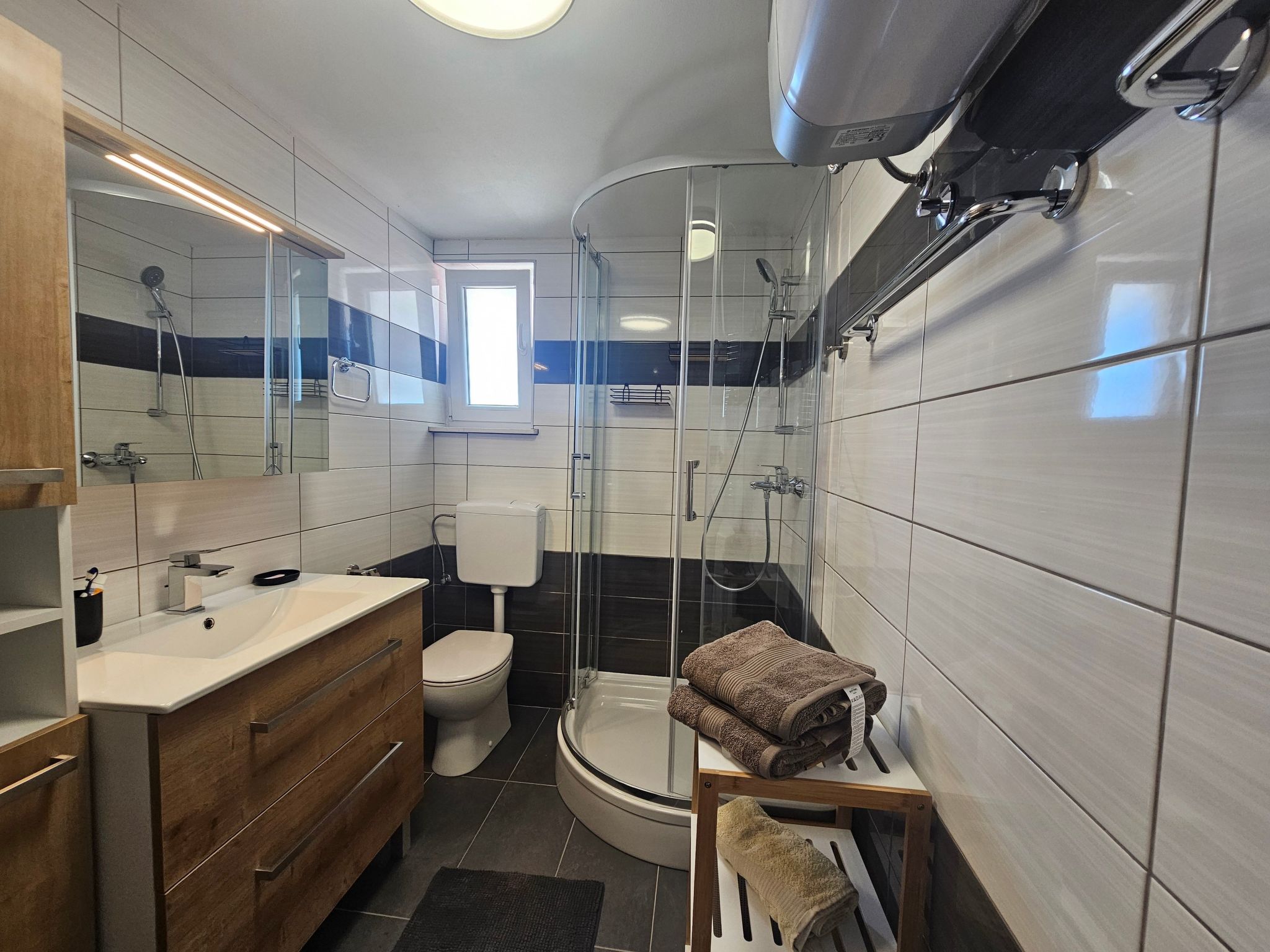 Mit eigenem Pool, BBQ, Terrasse-Binnen