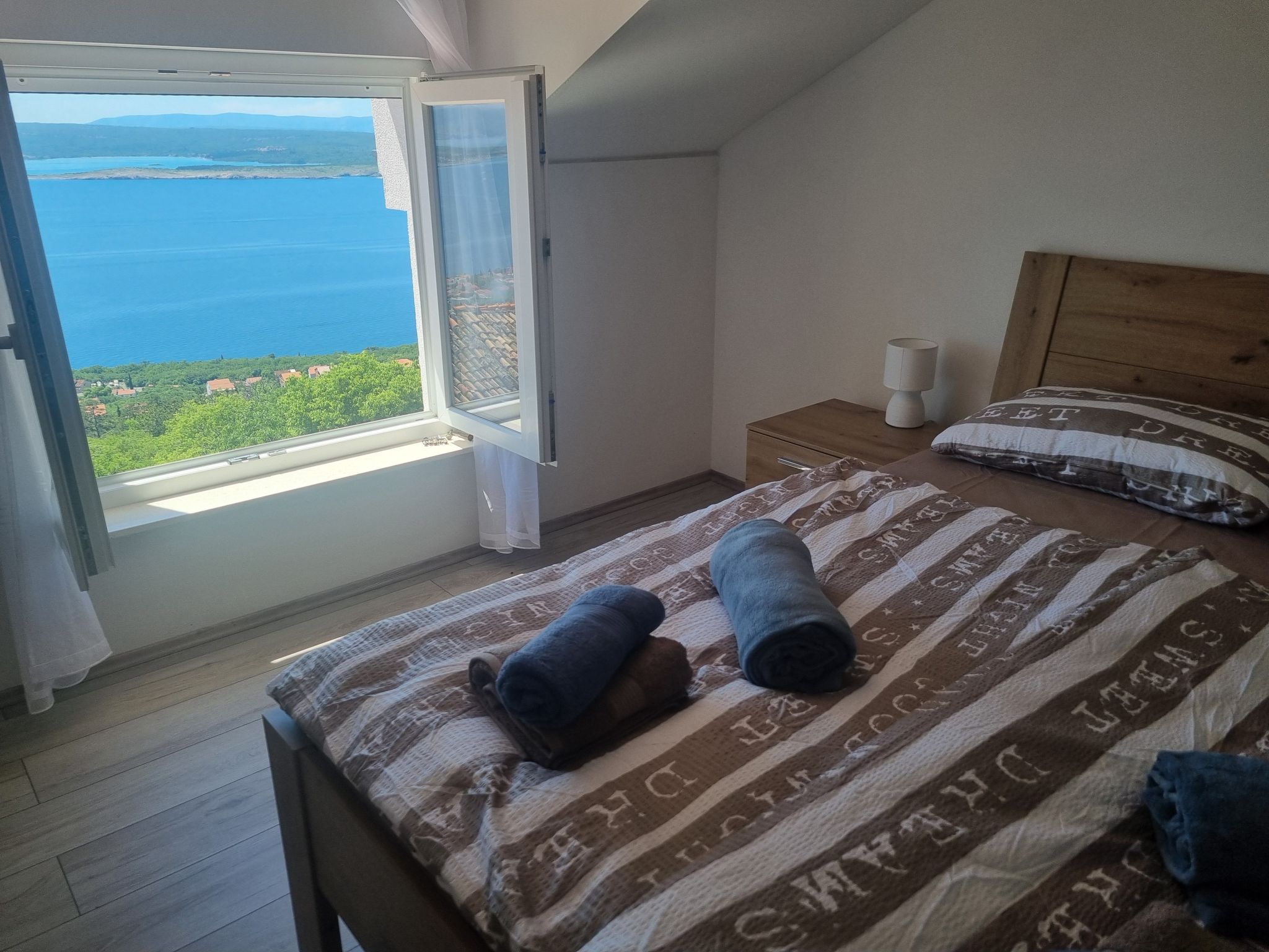 Photo of mit eigenem Pool, BBQ, Terrasse