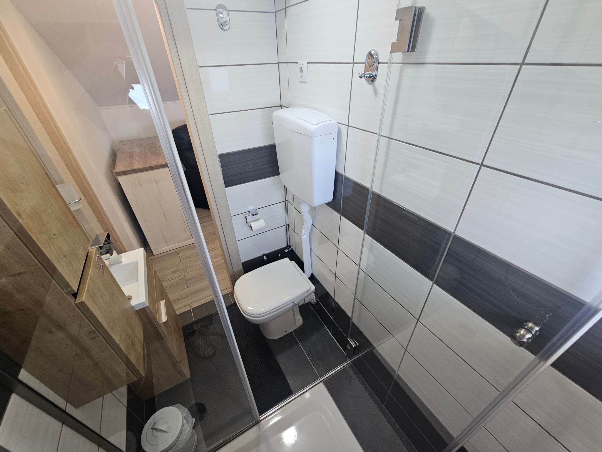 Mit eigenem Pool, BBQ, Terrasse-Binnen