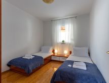 Sfeervol appartement met terras en zeezicht in Dramalj, op 300m van het strand - thumbnail 5