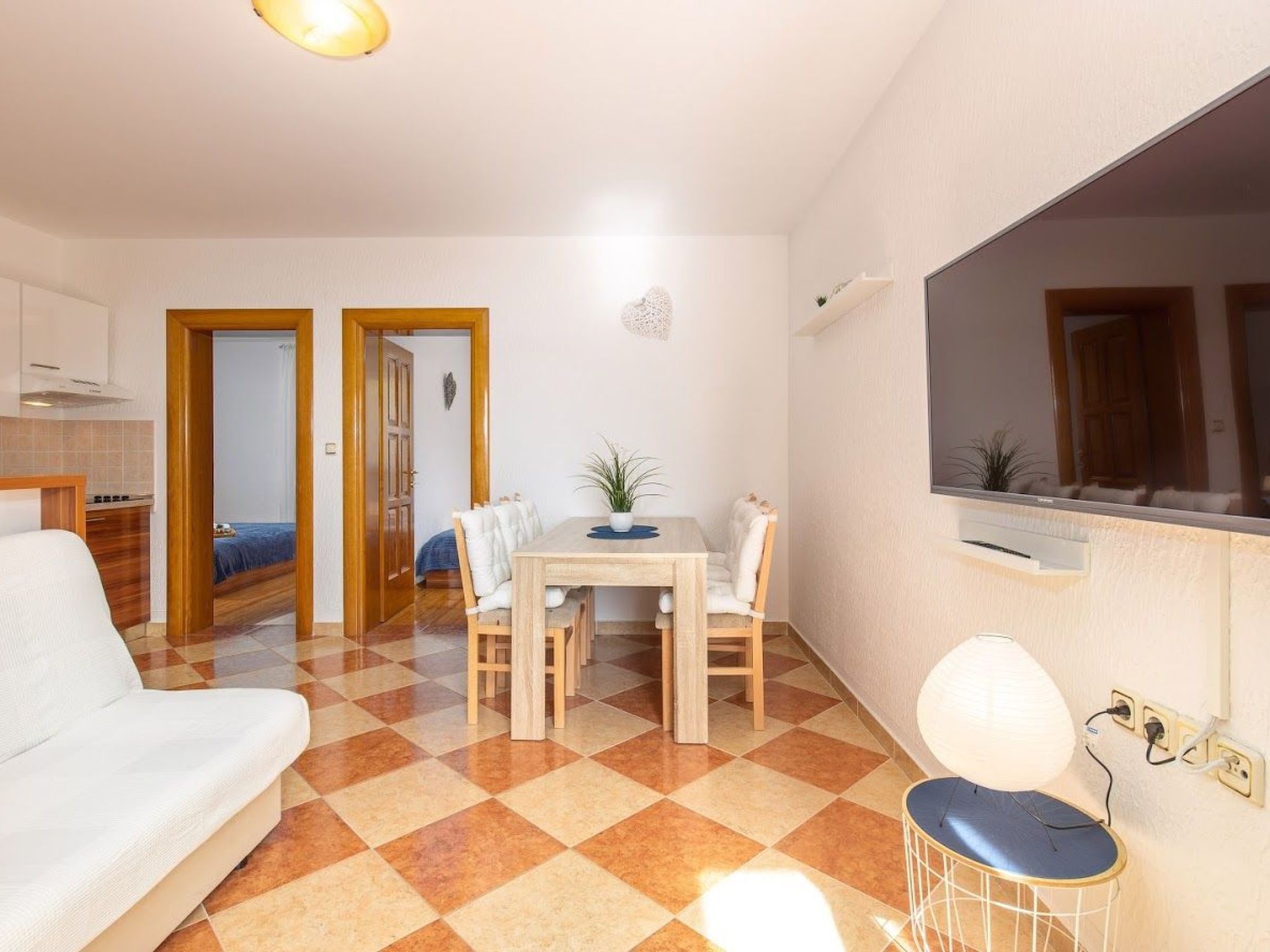 Wohnung mit Terrasse und Meerblick-Binnen