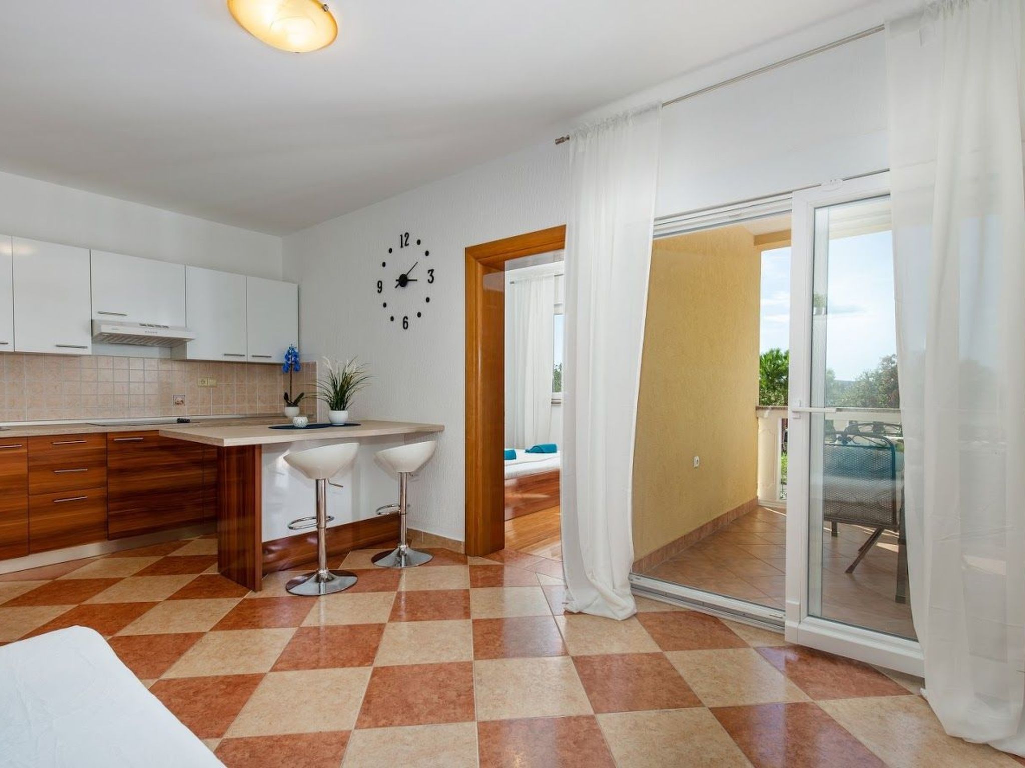 Wohnung mit Balkon und Meerblick-Binnen