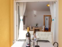 Appartement met terras en zeezicht in Dramalj, 300m van de zee - thumbnail 5