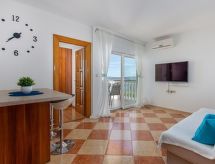 Appartement met balkon vlakbij zee in Dramalj voor 3 personen - thumbnail 3