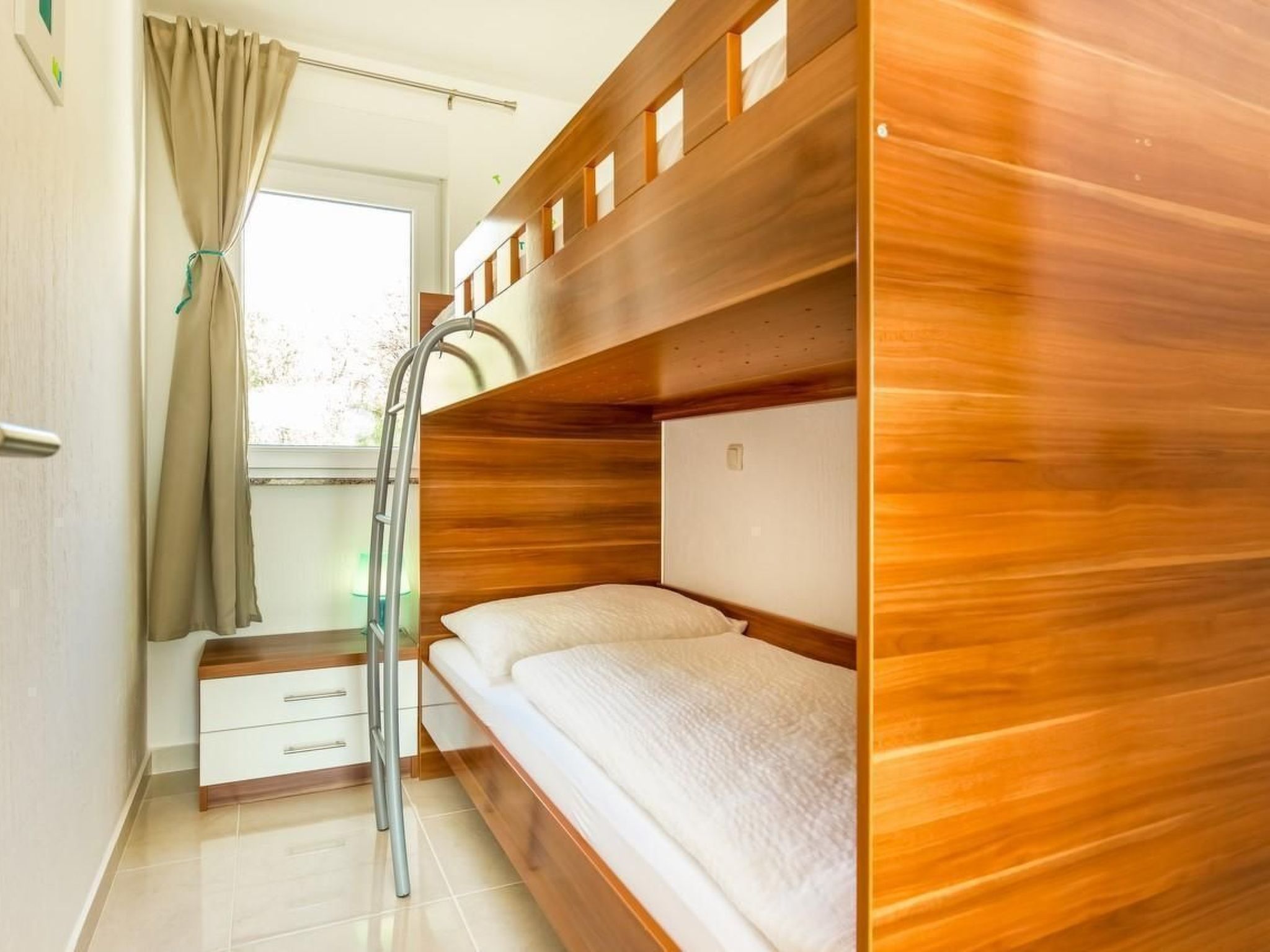 Haus in Dramalj mit gemeinschaftlichem Pool-Binnen