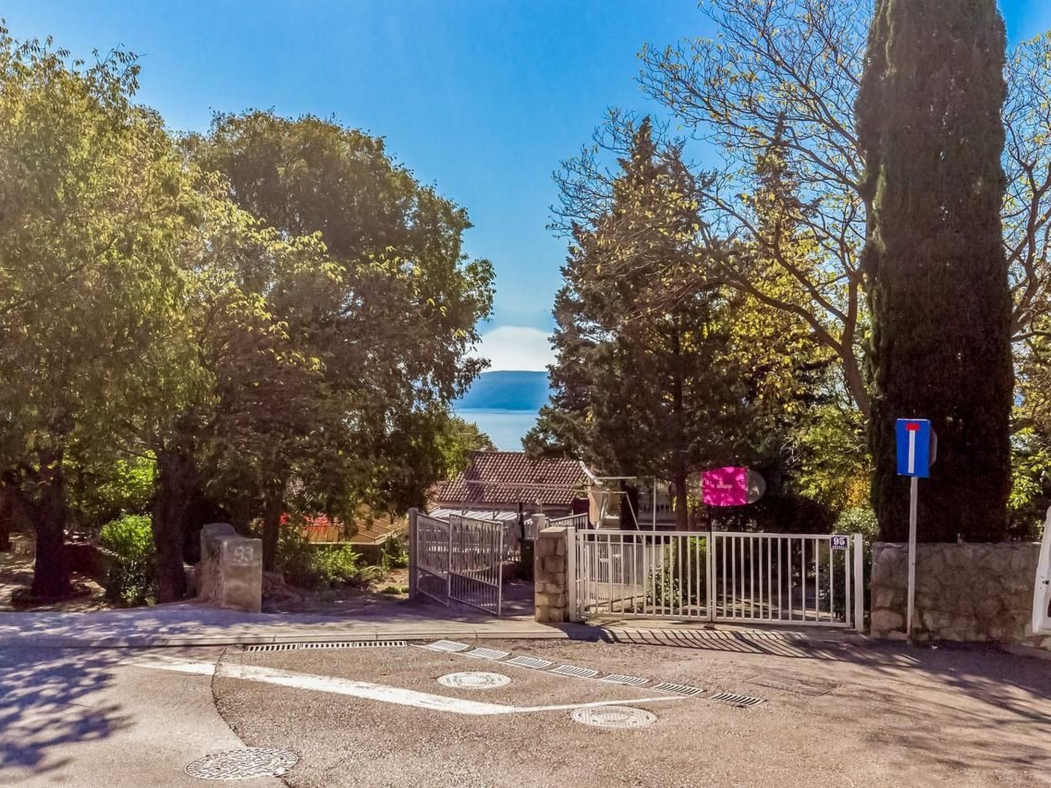 Photo of Haus in Dramalj mit gemeinschaftlichem Pool